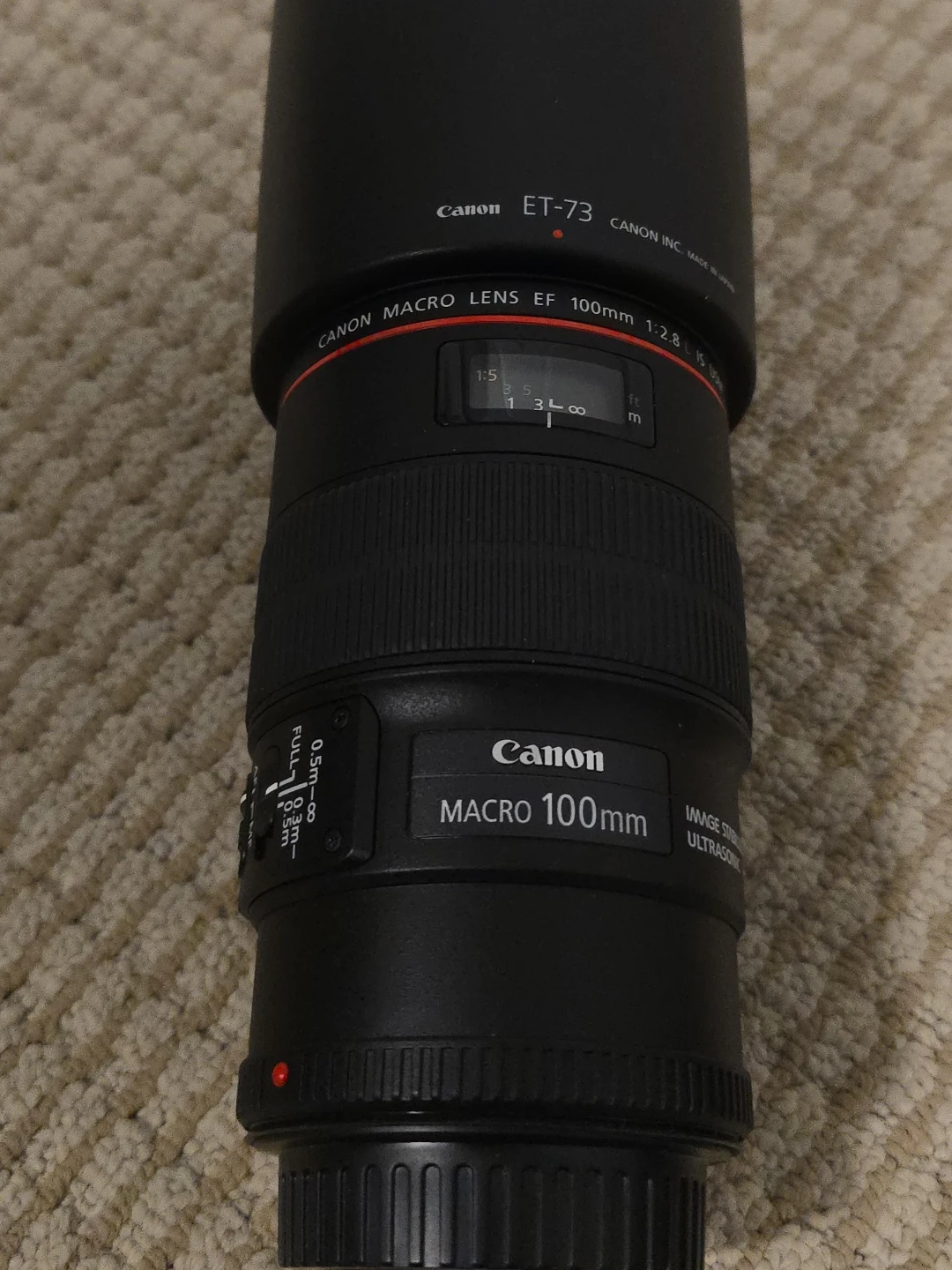 Canon EF 100mm f/2.8L Macro IS USM Lens