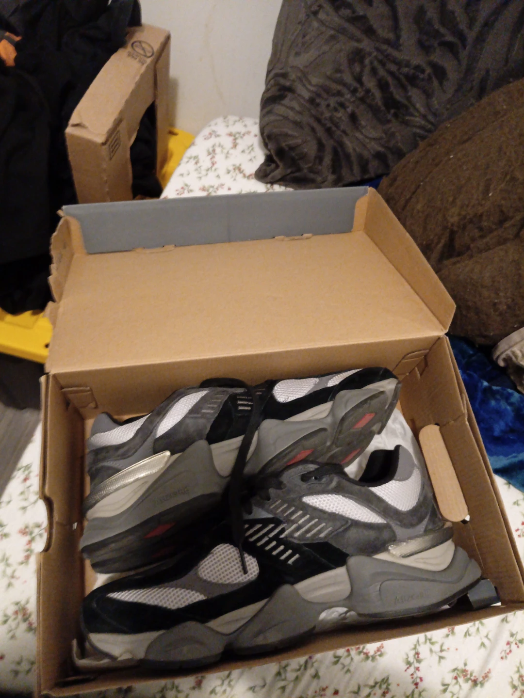 New Balance 9060 Black Grey Sneakers