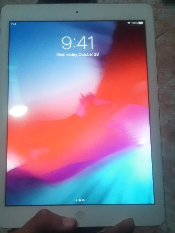 Apple iPad Silver