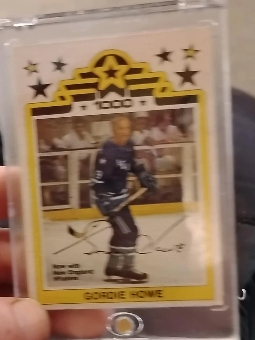 1977 O-Pee-Chee Gordie Howe Hockey Card #1