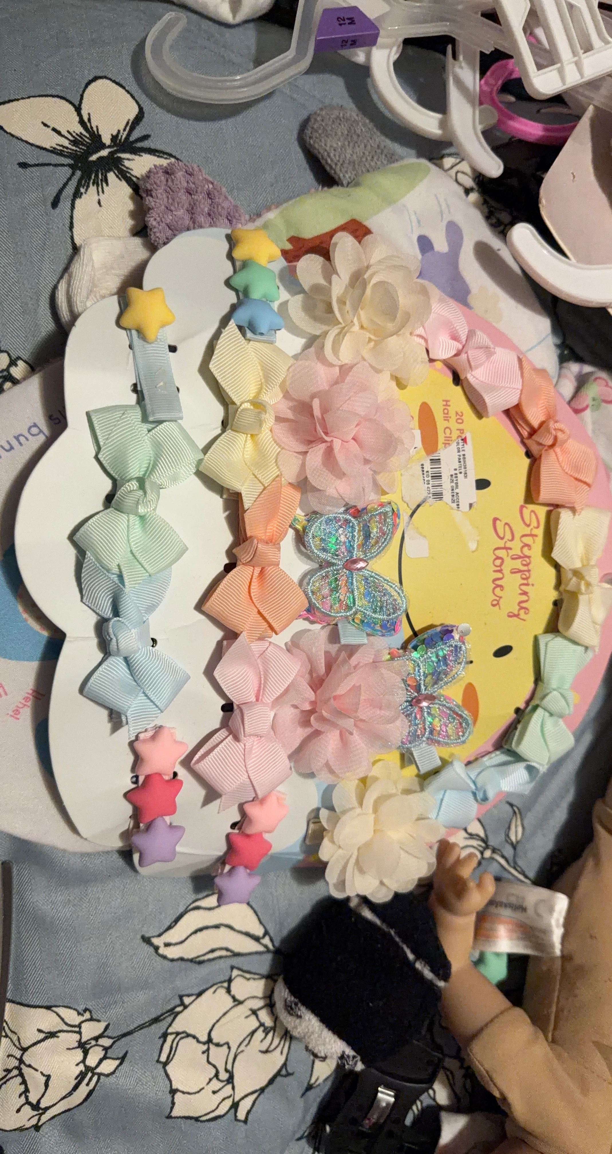 Stepping Stones 20-Piece Pastel Hair Clip Set