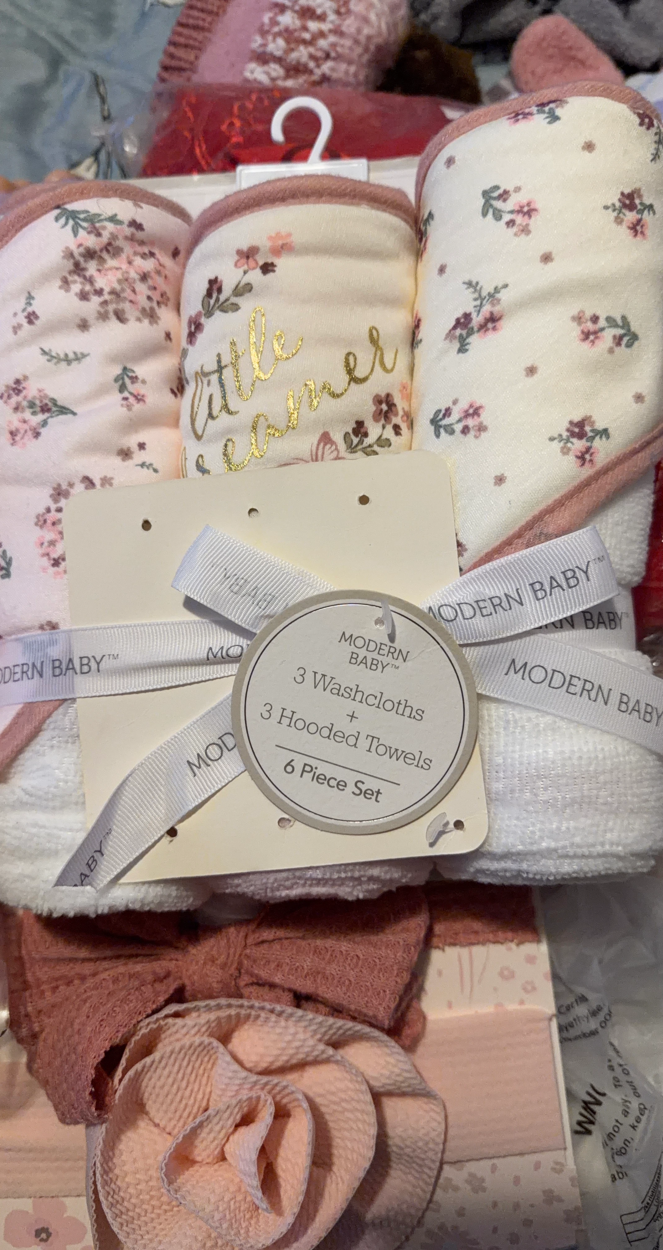 Modern Baby 6-Piece Hooded Towel and Washcloth Set