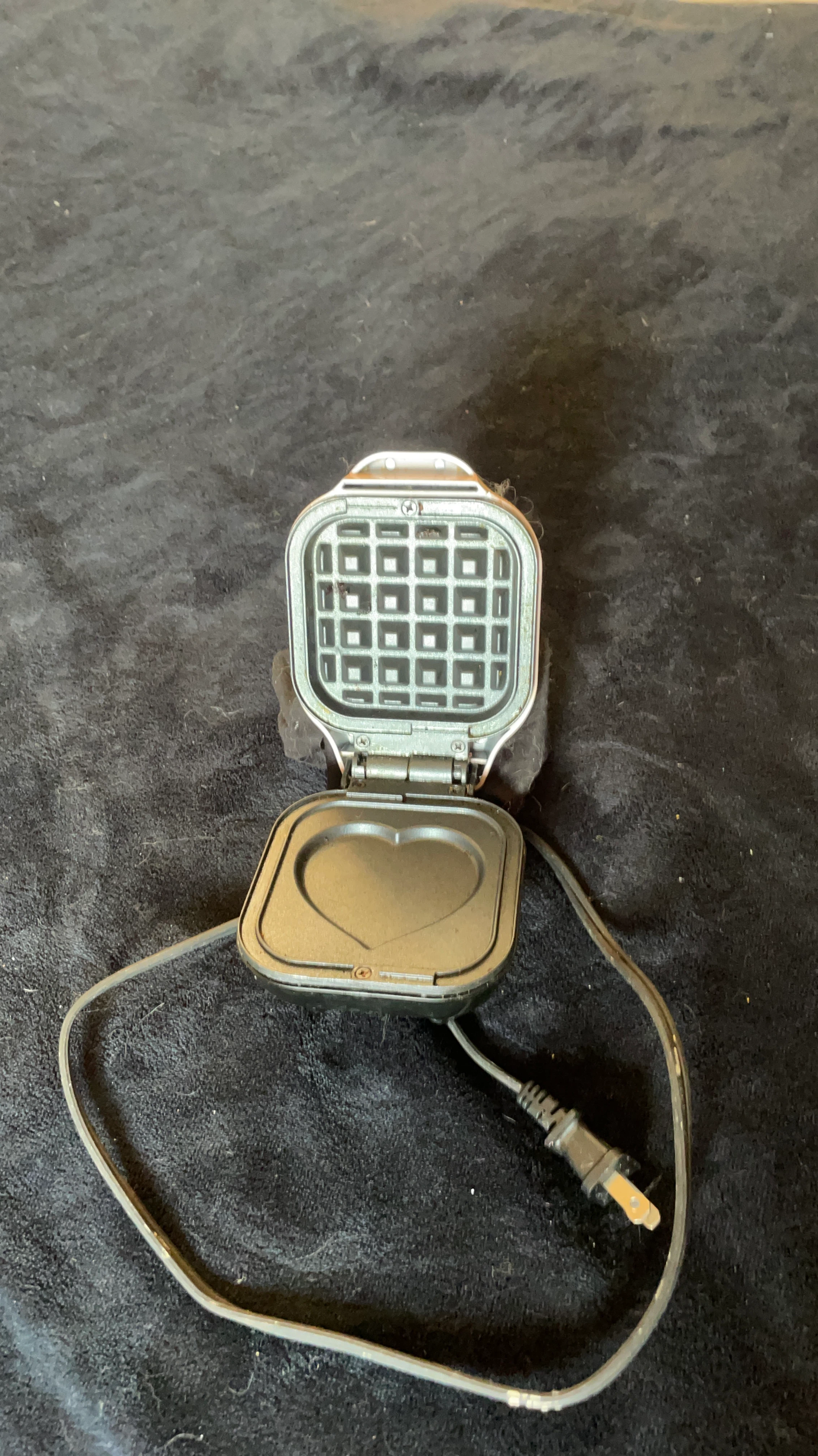 Dash Mini Heart Waffle Maker