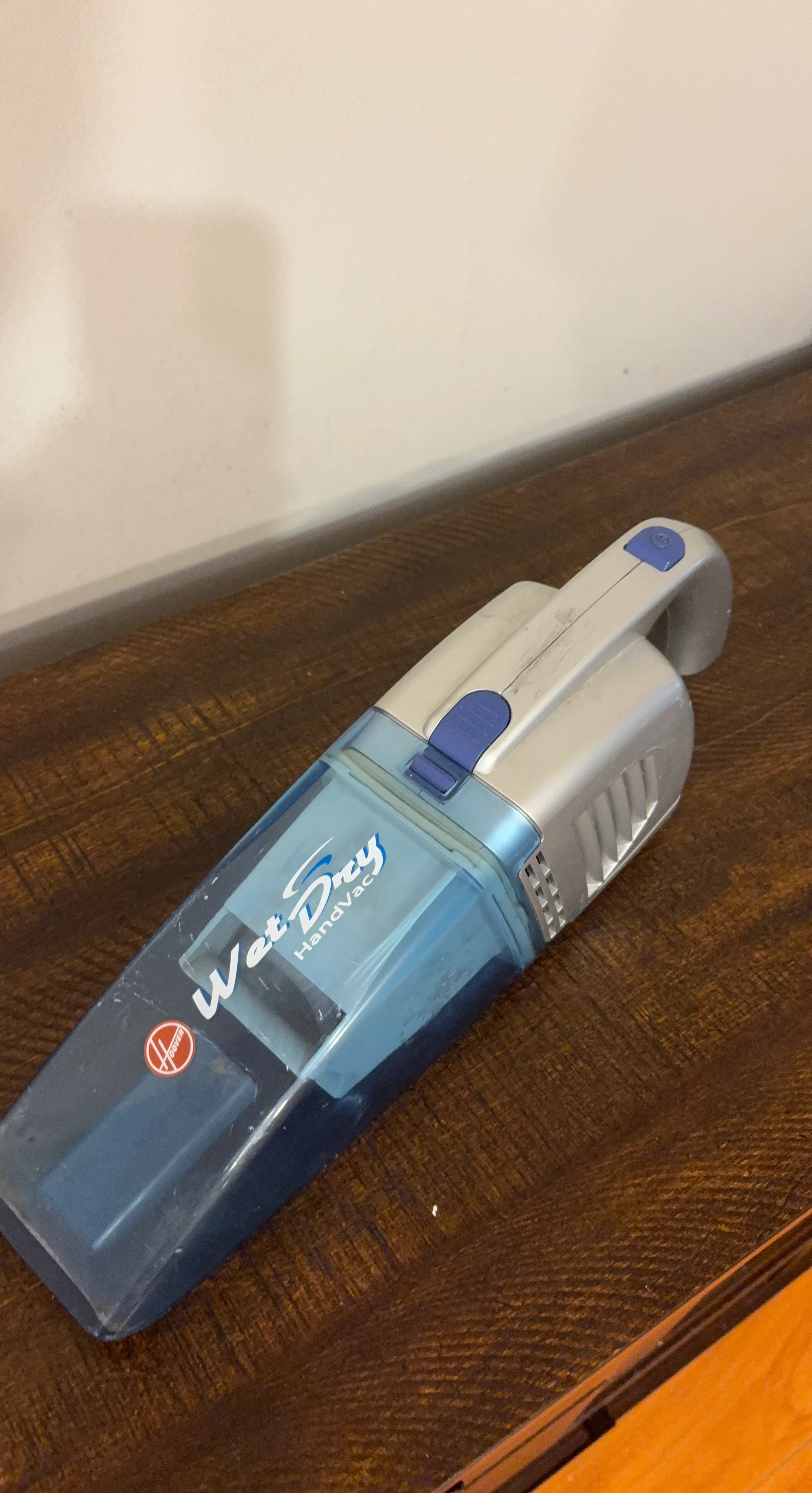 Hoover Wet Dry Handvac