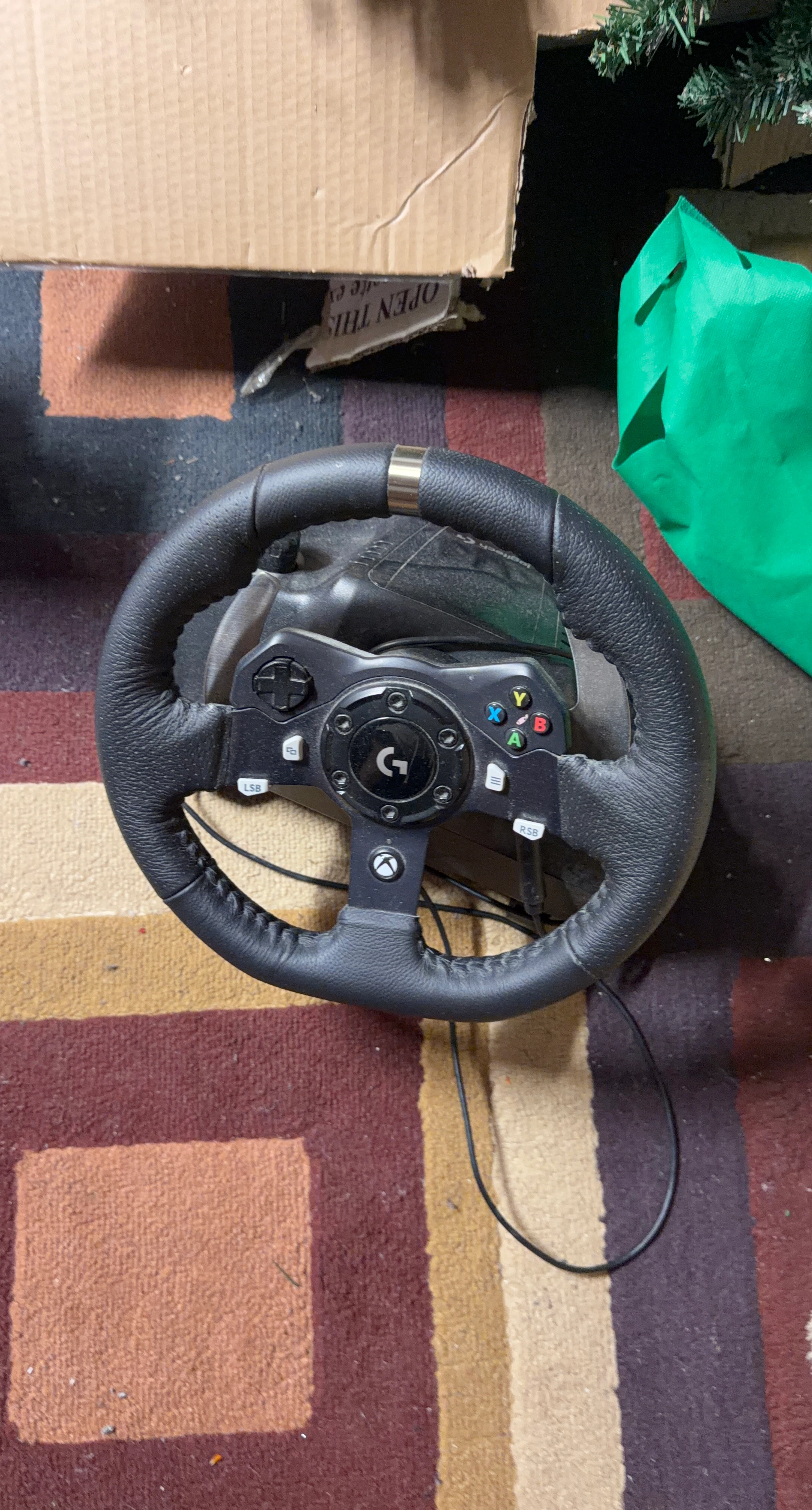 Logitech G920 Driving Force Racing Wheel
