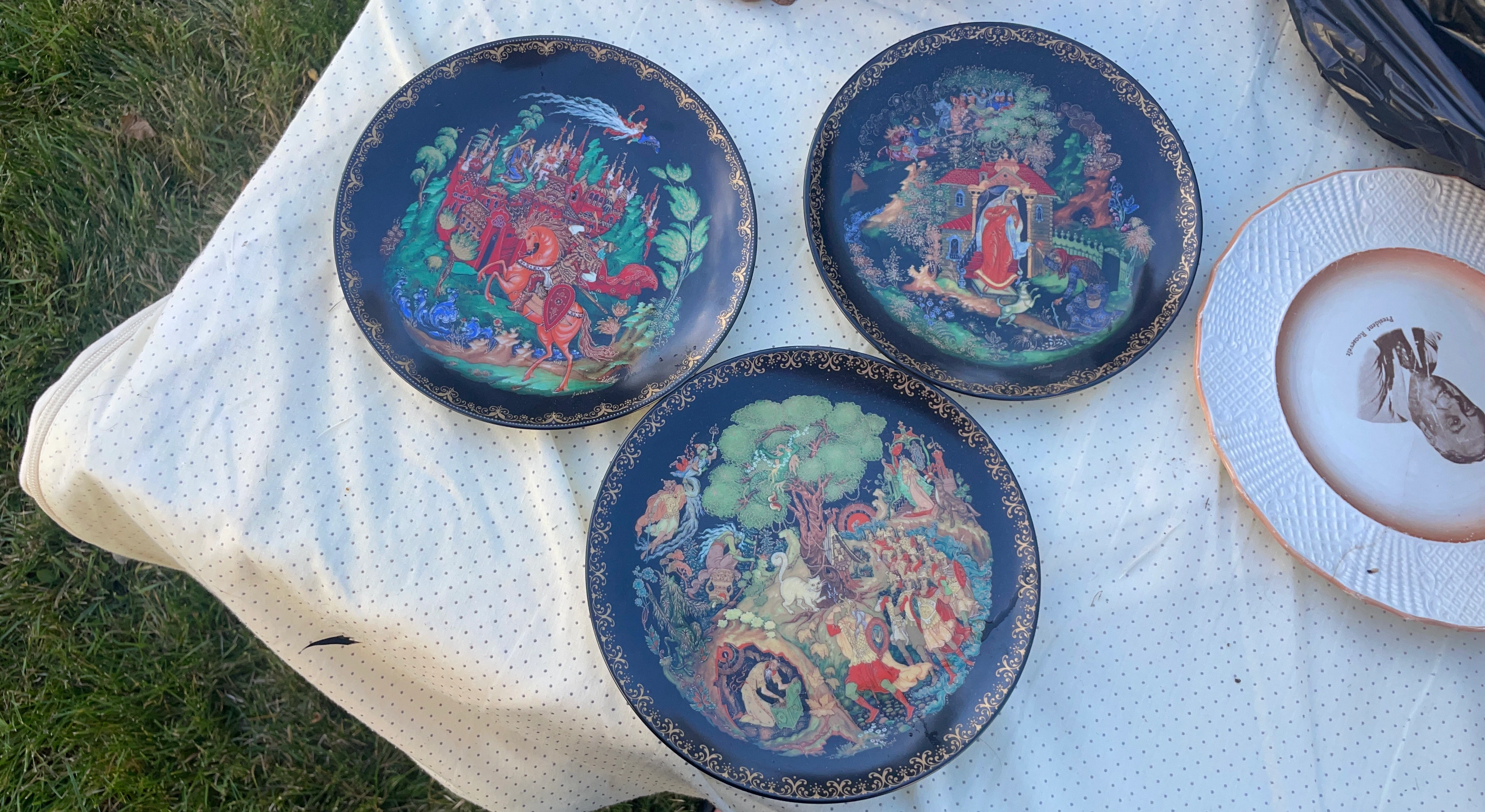 Set of 3 Russian Lacquerware Style Decorative Plates