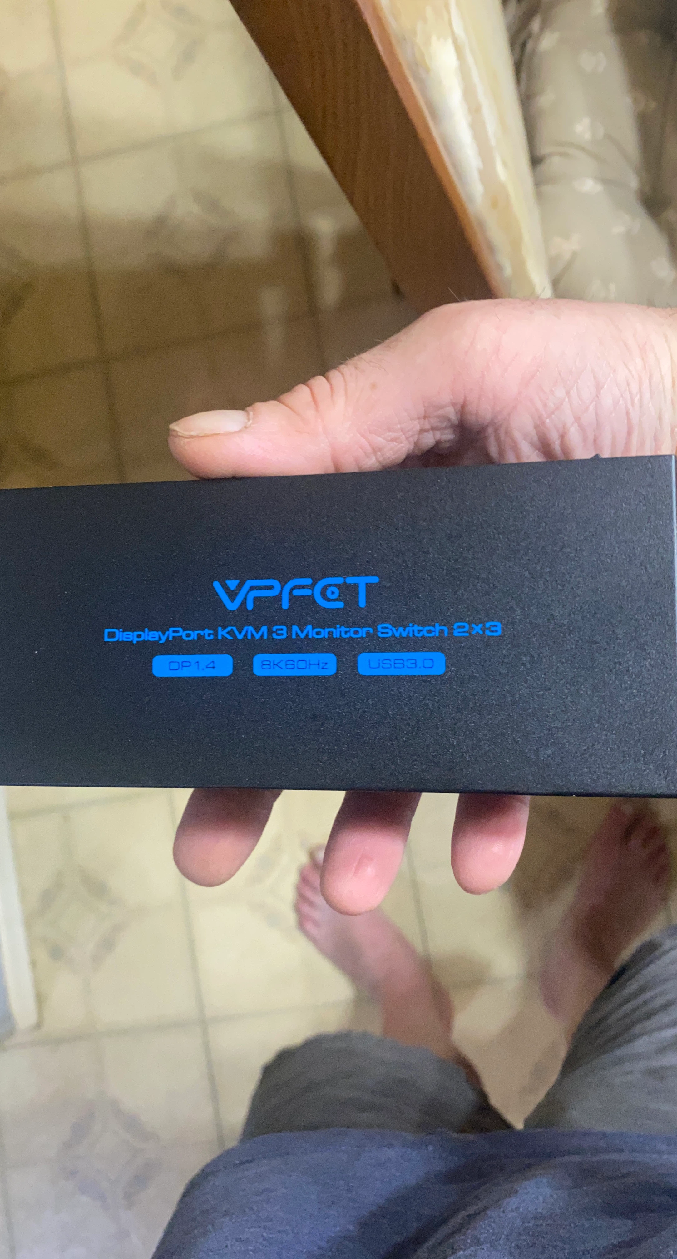 VPFET DisplayPort KVM 3 Monitor Switch 2x3 - photo 2