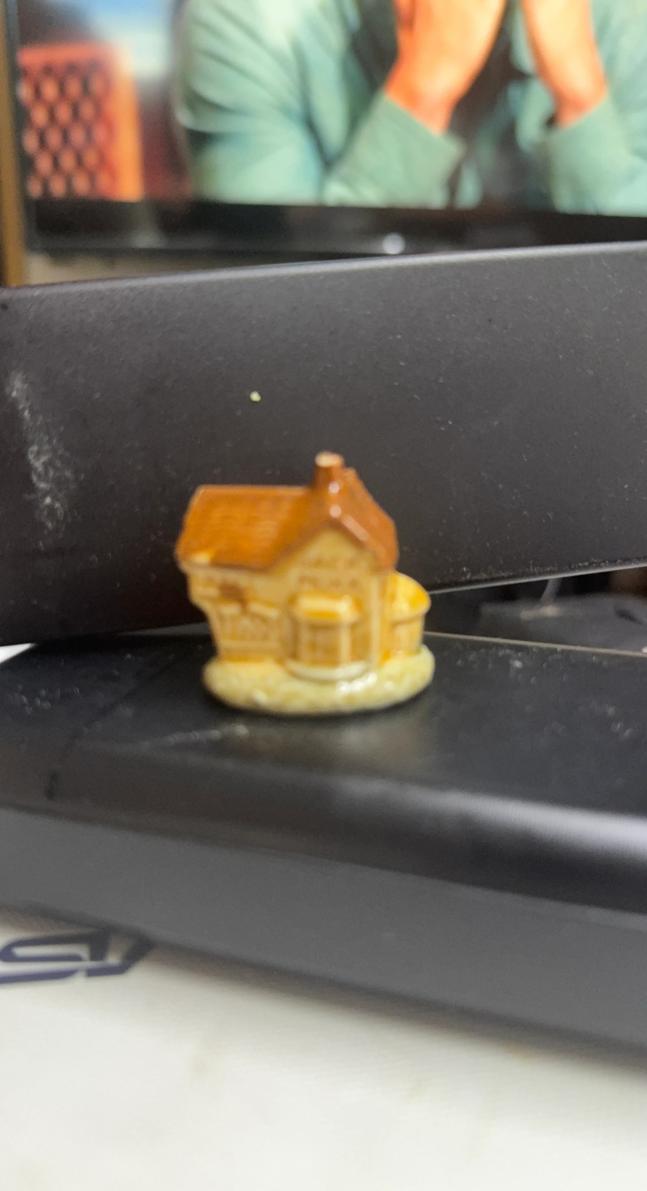 Lilliput Lane Miniature Cottage