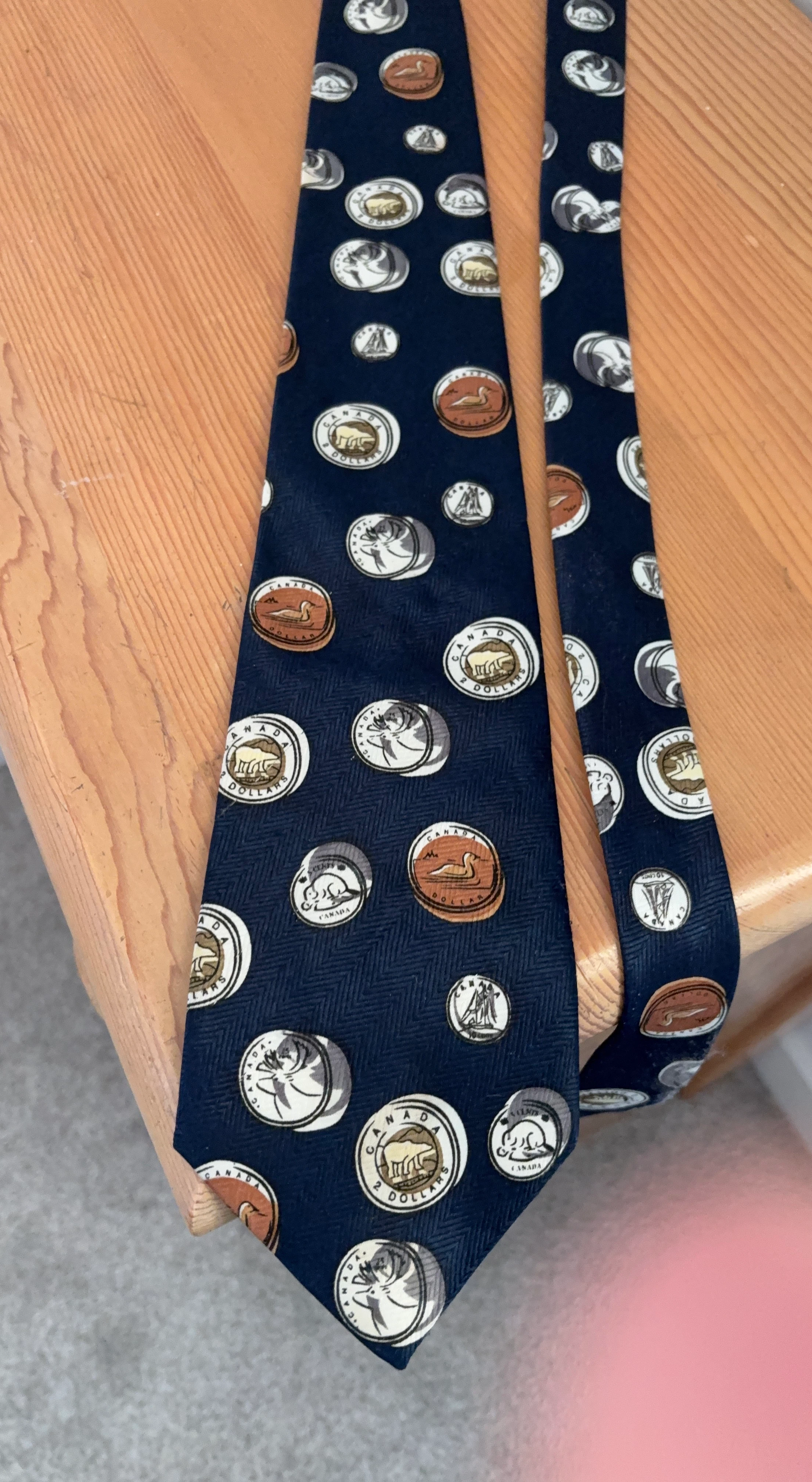 Vintage Canadian Coin Pattern Tie