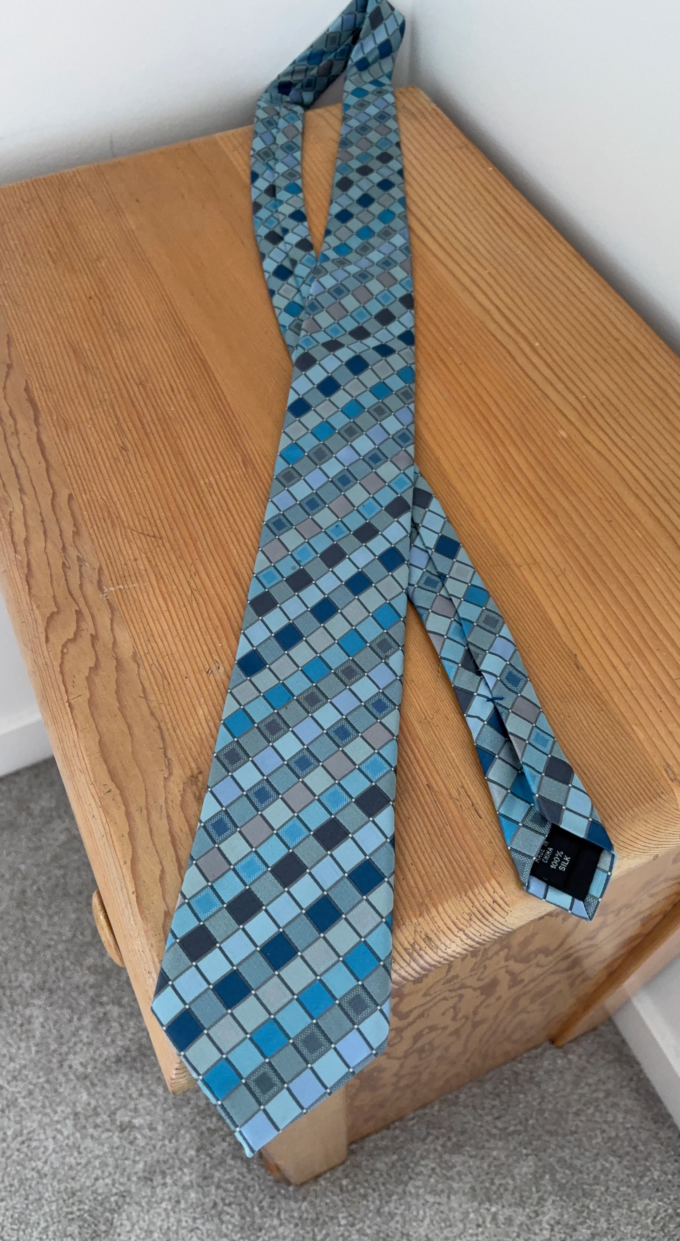 Kenneth Cole Reaction Blue Checkered Silk Tie