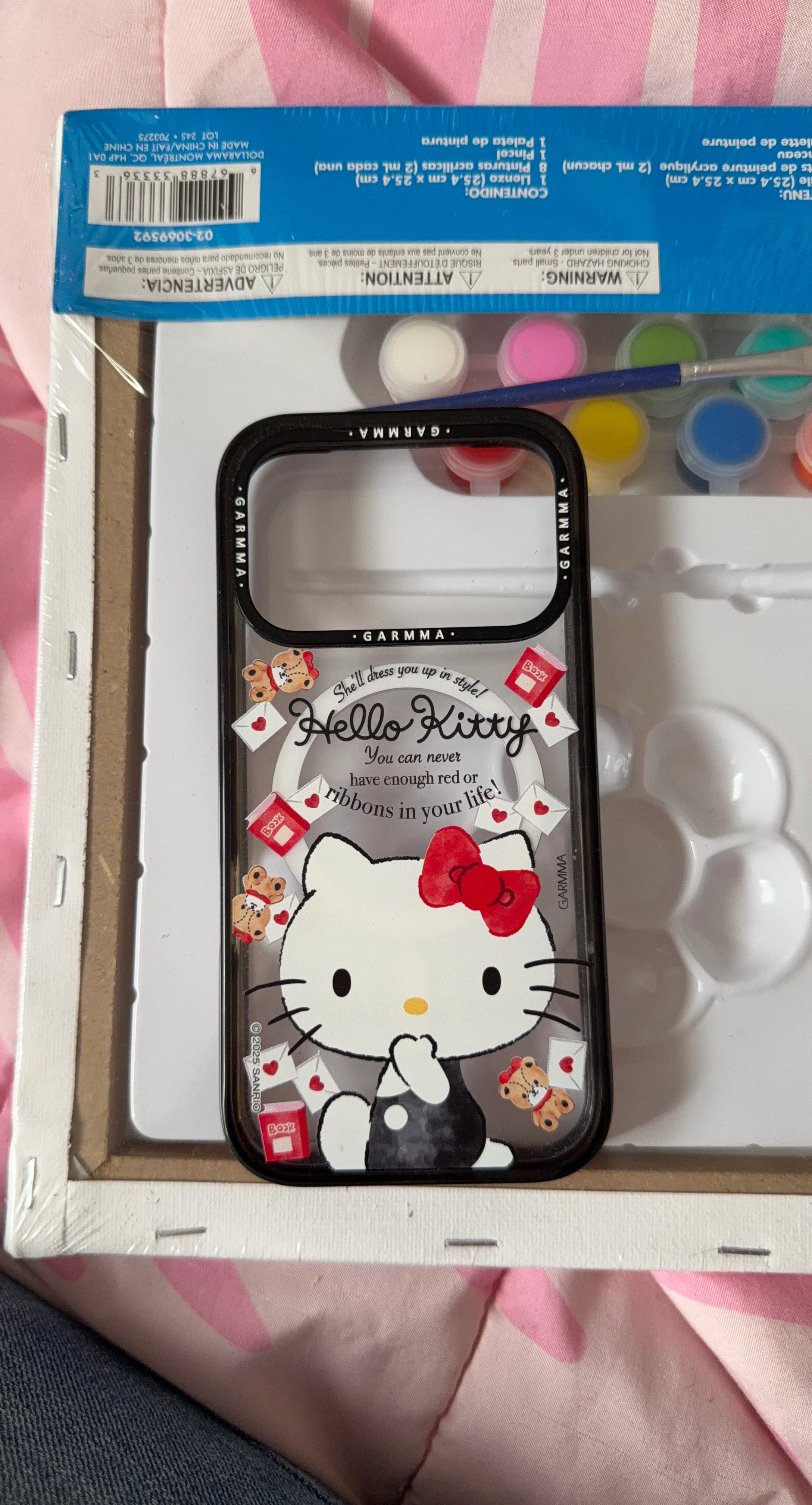 Garmma Hello Kitty iPhone 17pro Case