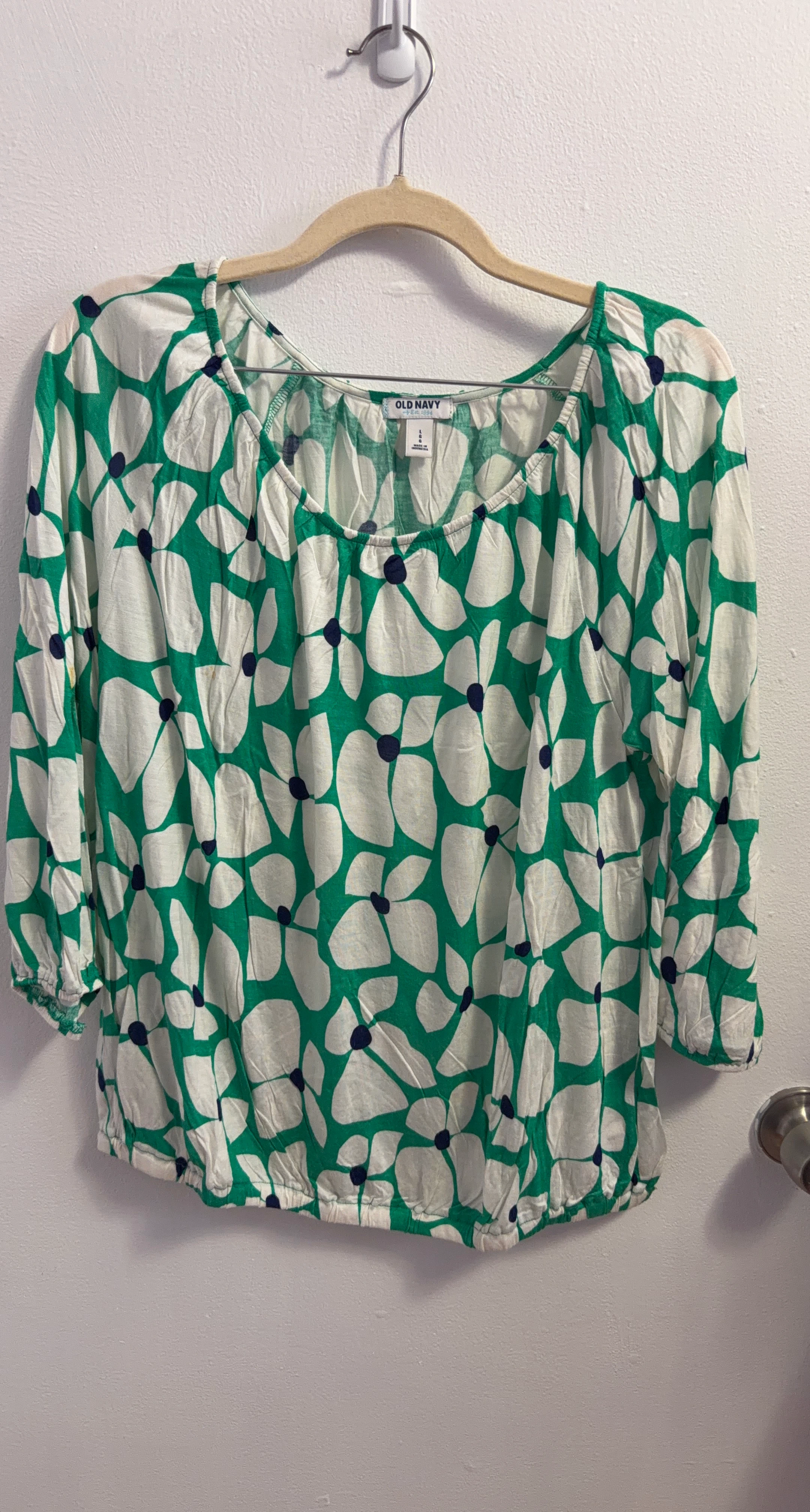 Old Navy Green and White Floral Top