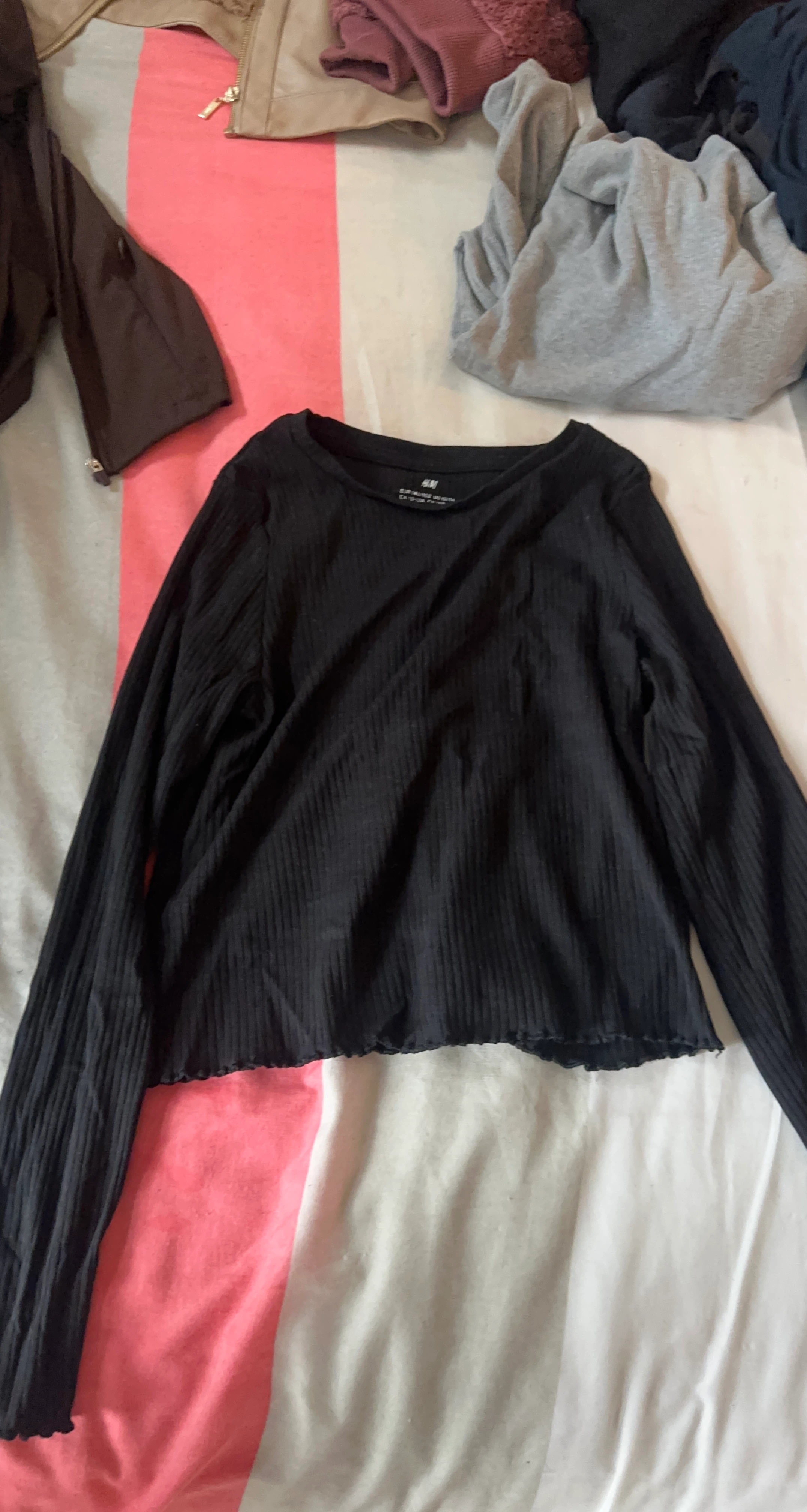 H&M Black Long Sleeve Ribbed Top