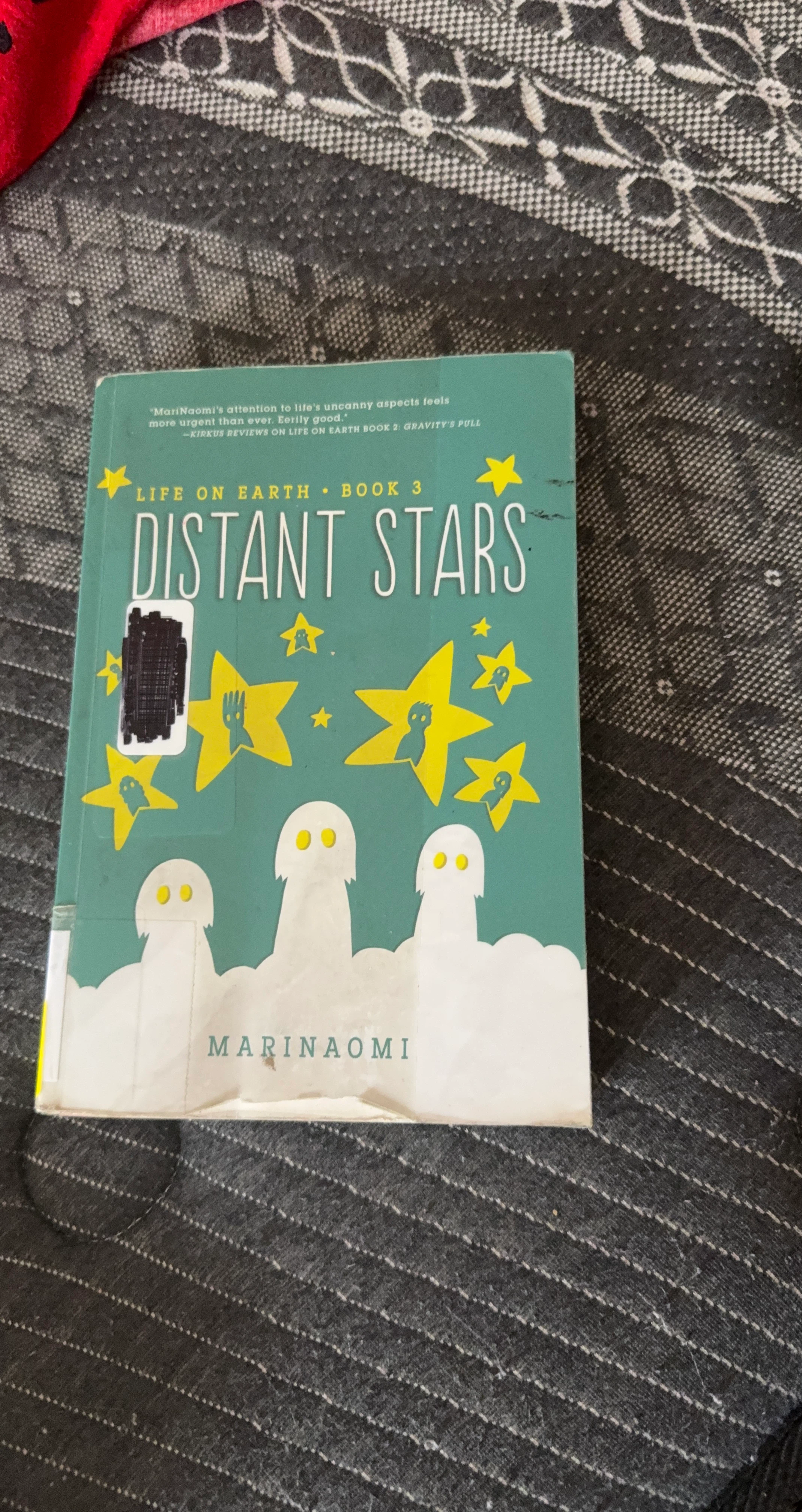 Life on Earth: Book 3 Distant Stars by MariNaomi