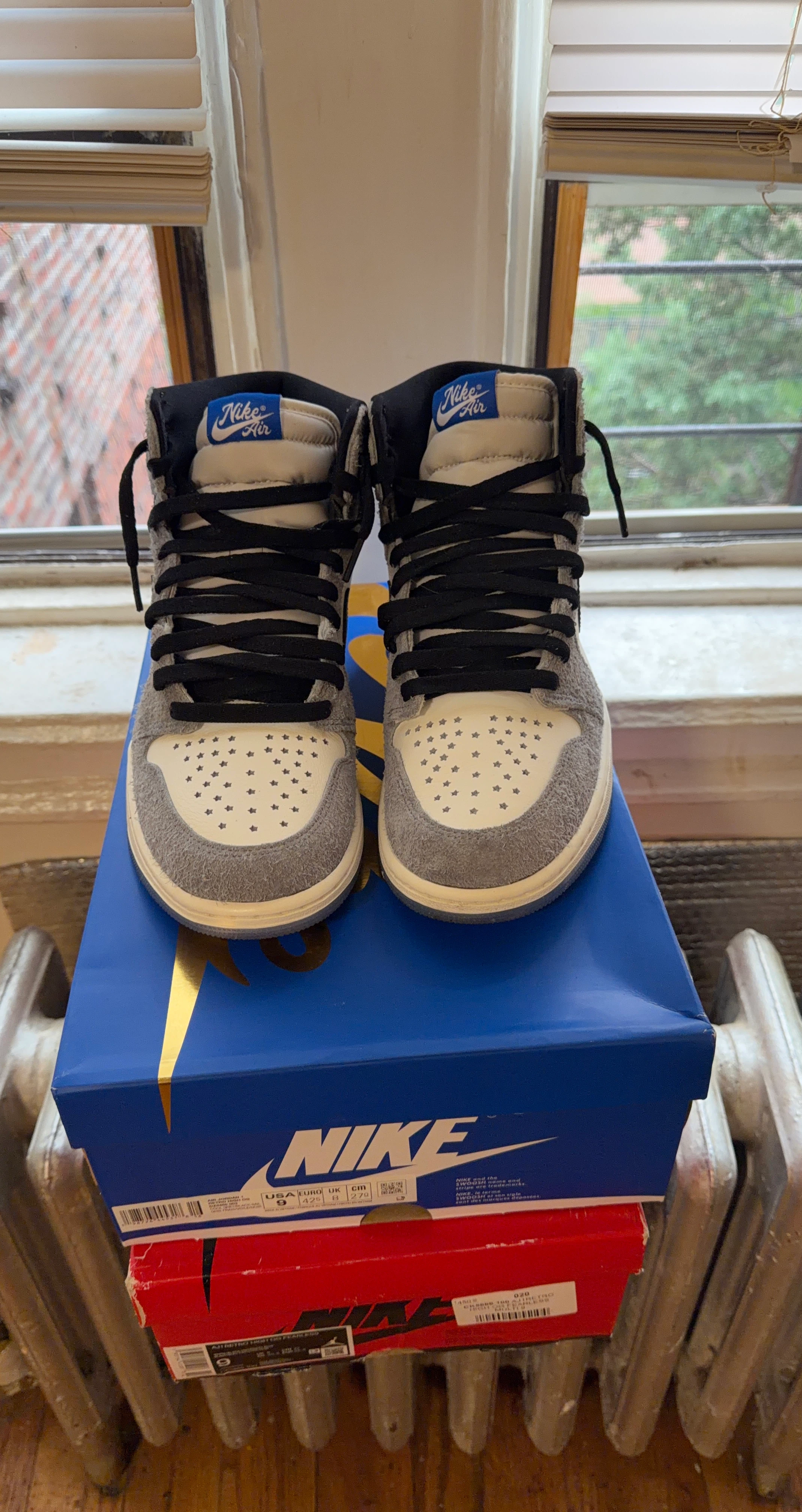 Nike Air Jordan 1 Retro High Fearless