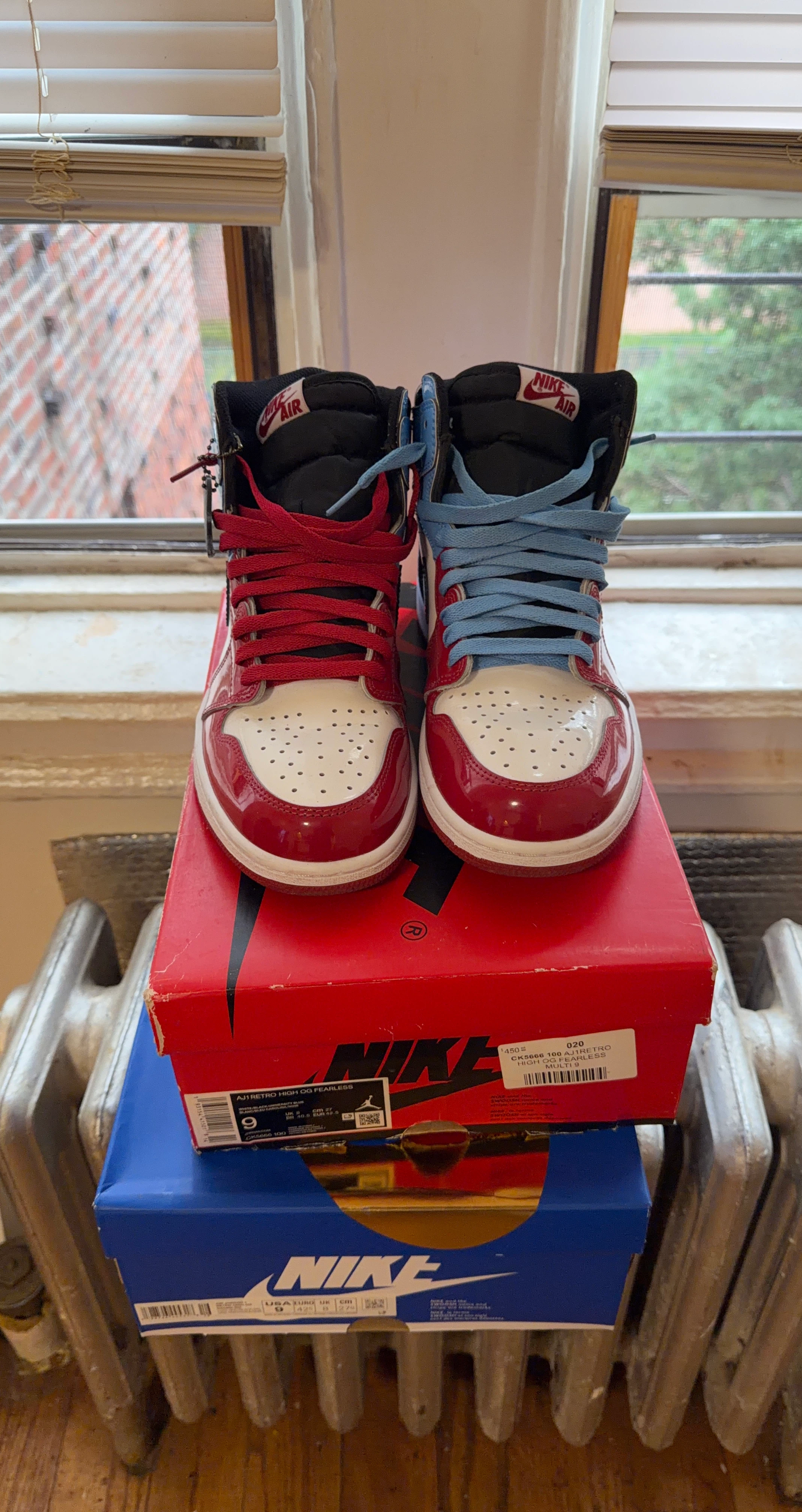 Nike Air Jordan 1 Retro High OG Fearless Size 9