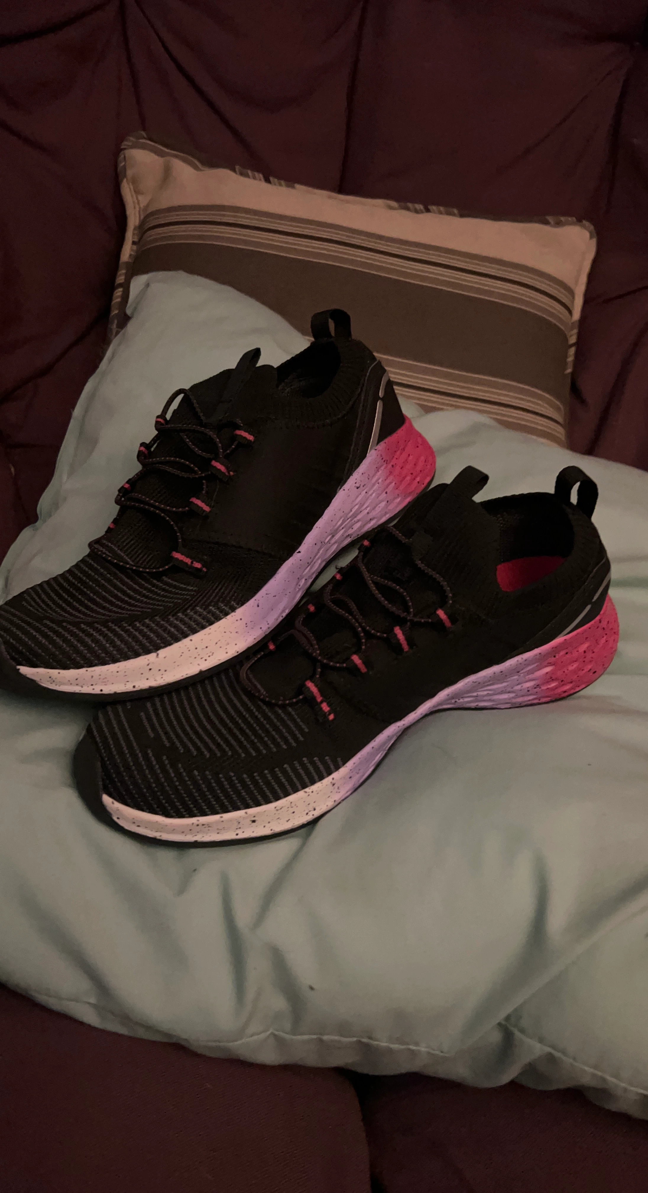 New Balance Running Shoes Black and Pink