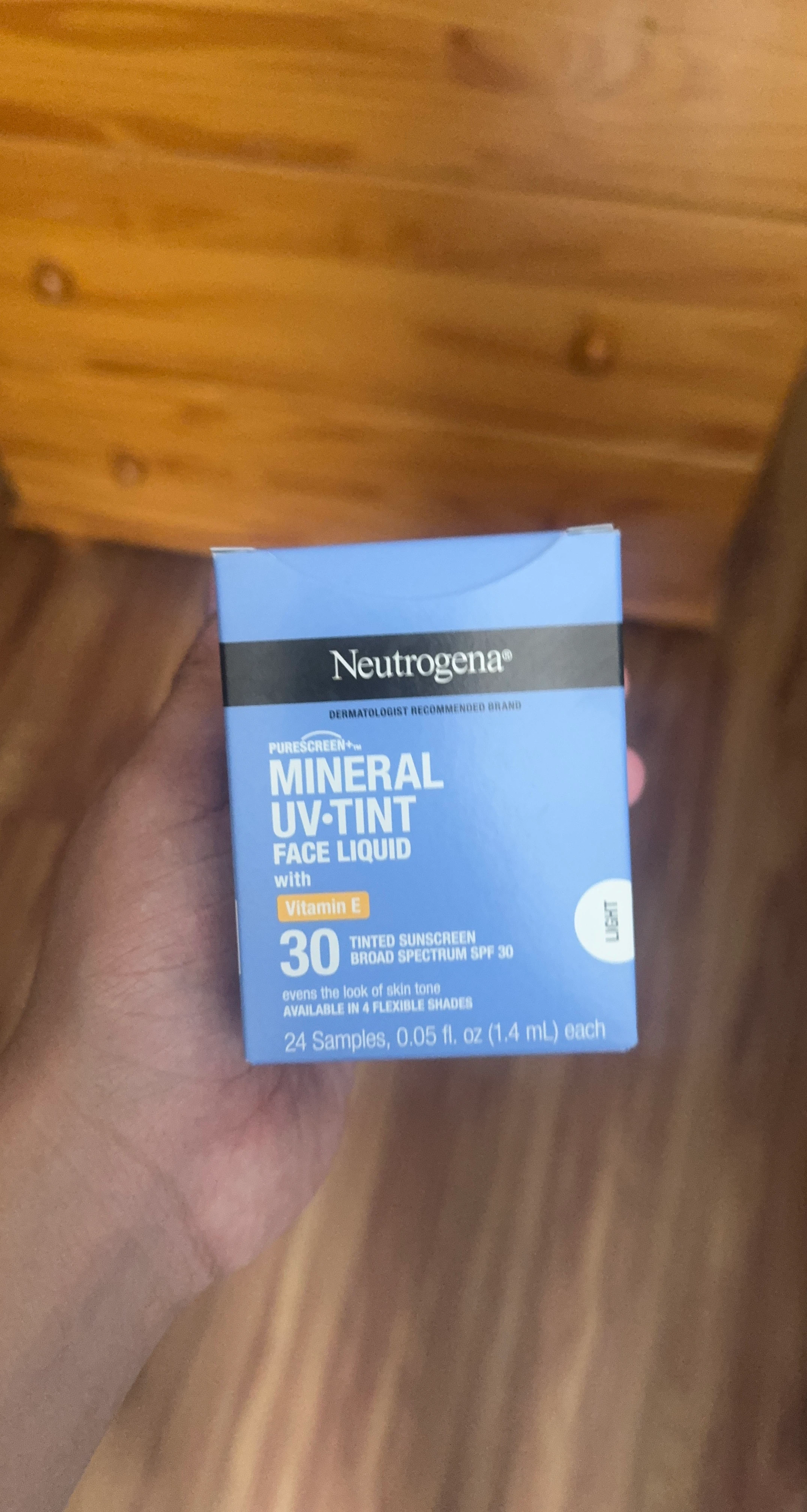 Neutrogena Mineral UV-Tint Sunscreen Samples