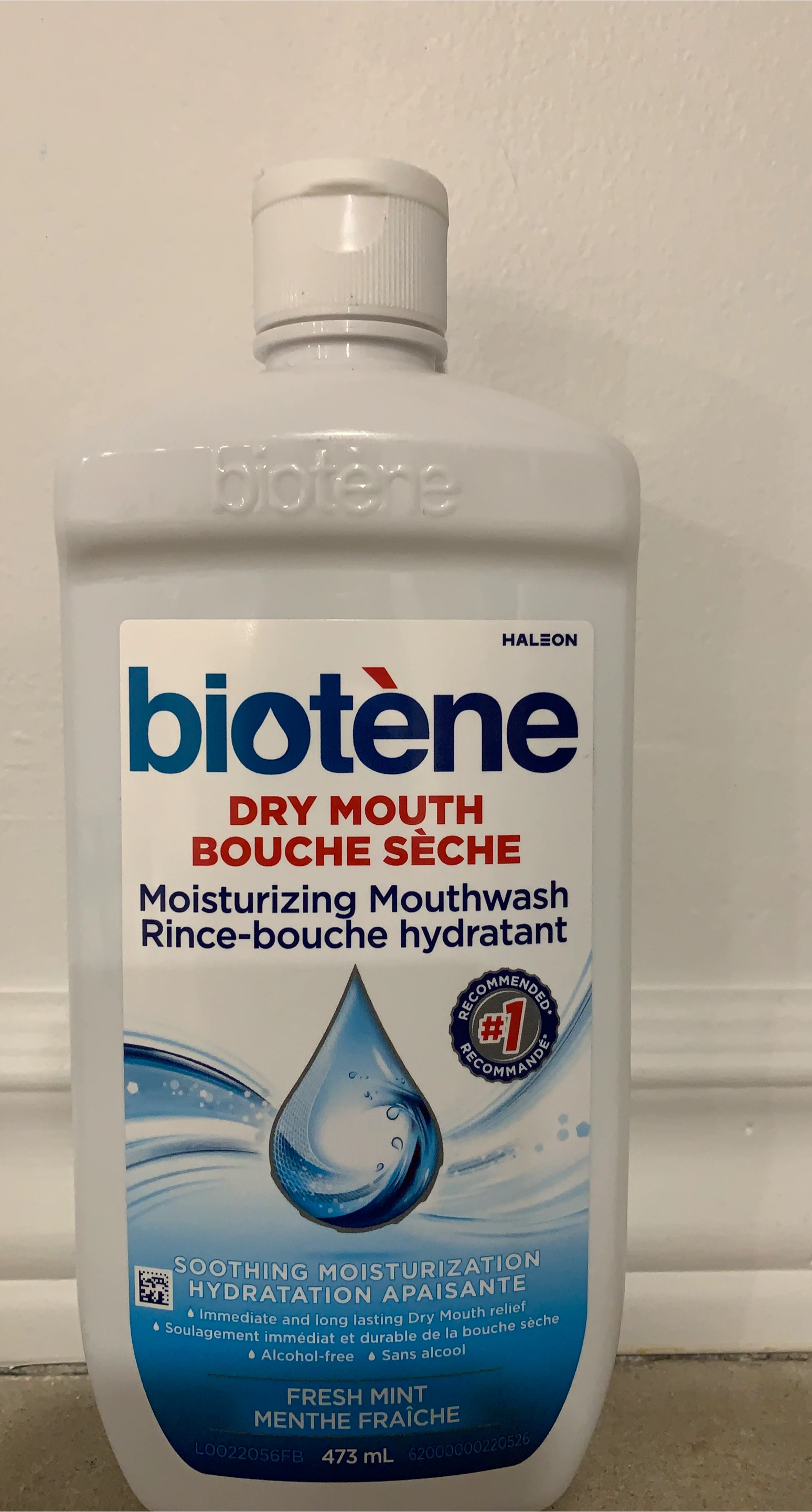 Biotene Dry Mouth Moisturizing Mouthwash 473 mL