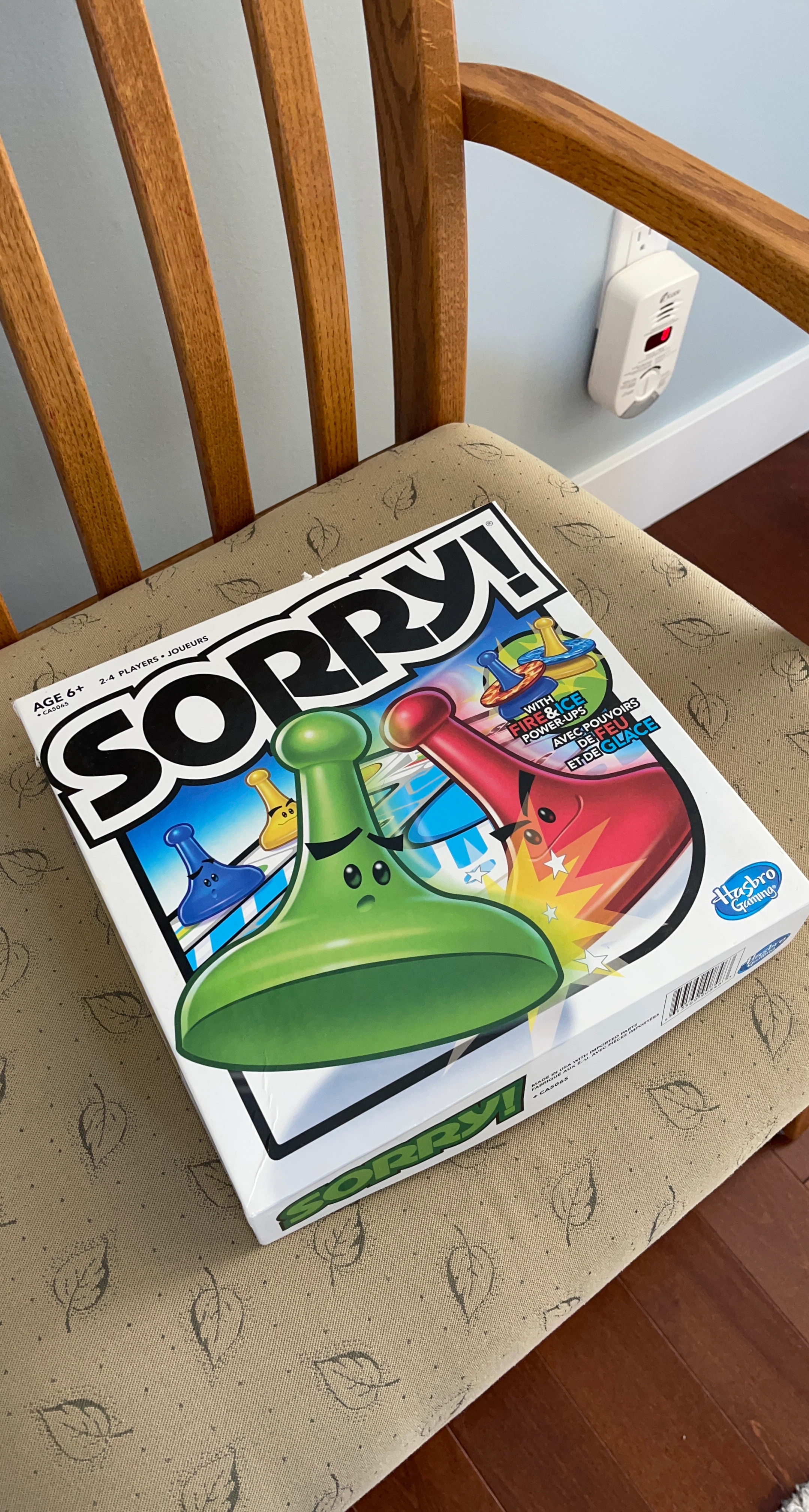 Hasbro Gaming Sorry! Board Game