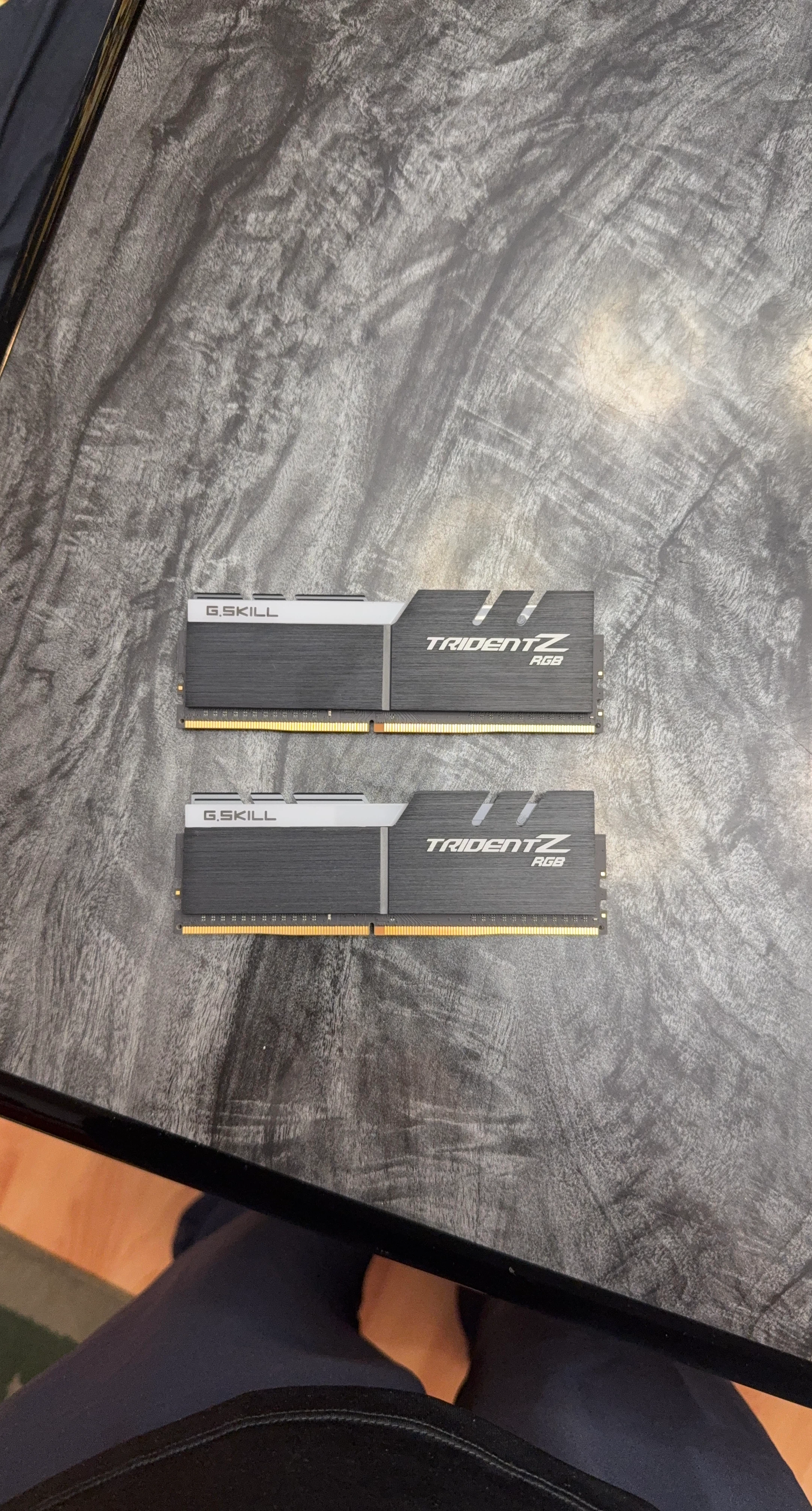 G.Skill Trident Z RGB RAM 2-pack 16GB (8GBx2) DDR4