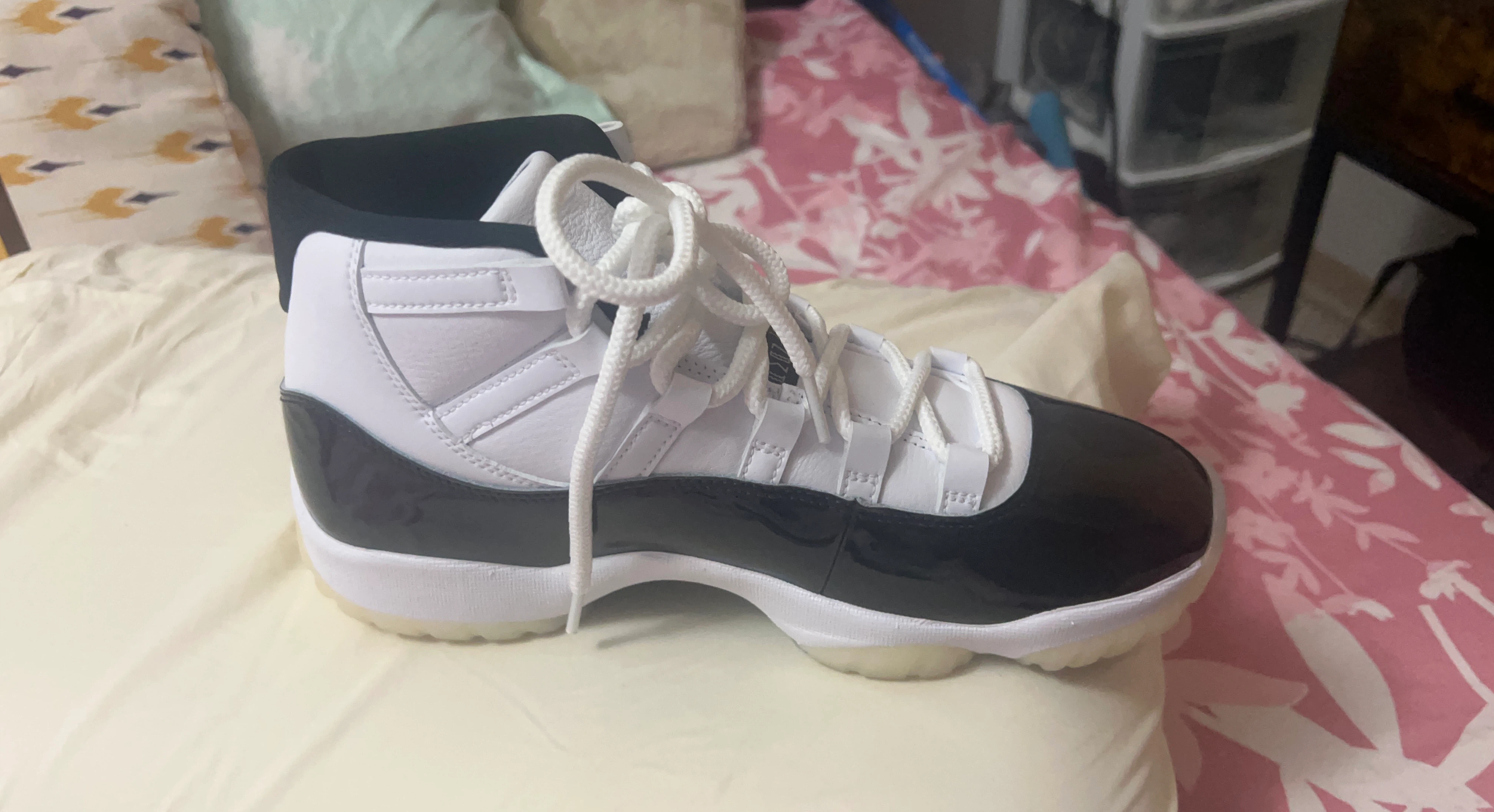 Nike Air Jordan 11 Retro DMP Gratitude Size 9.5