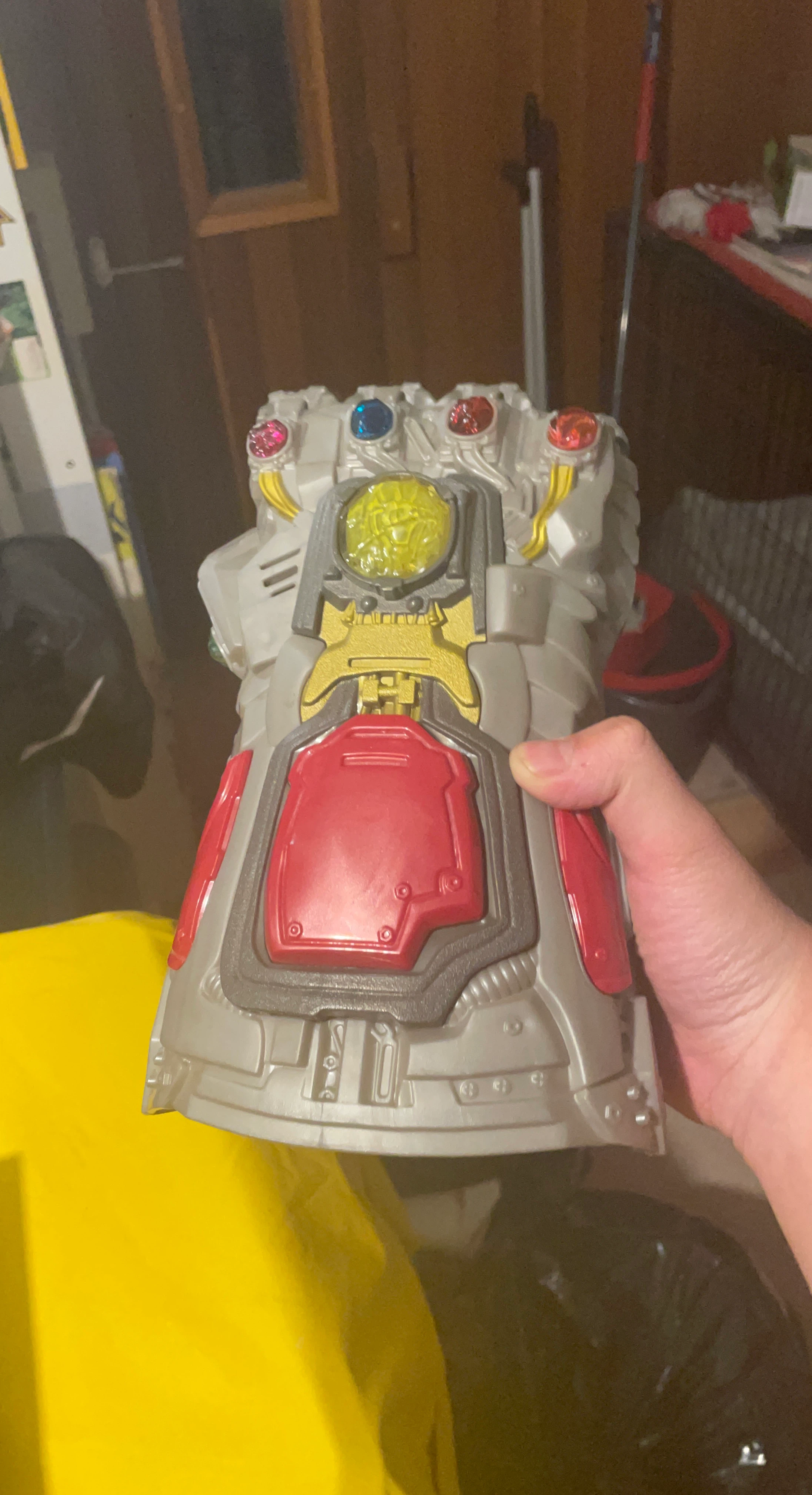 Hasbro Marvel Avengers Infinity Gauntlet