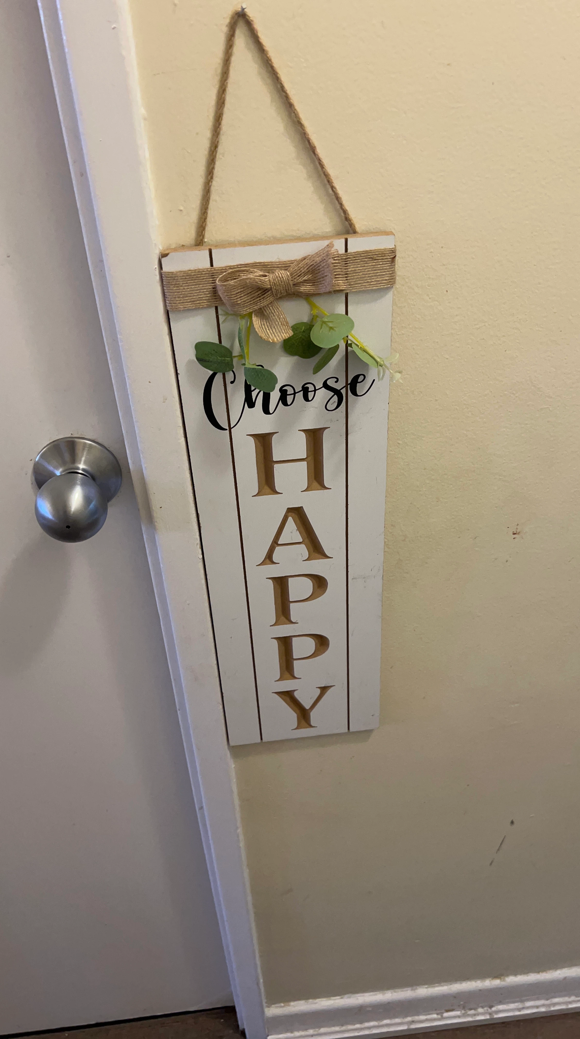 Choose Happy Wooden Hanging Wall Sign