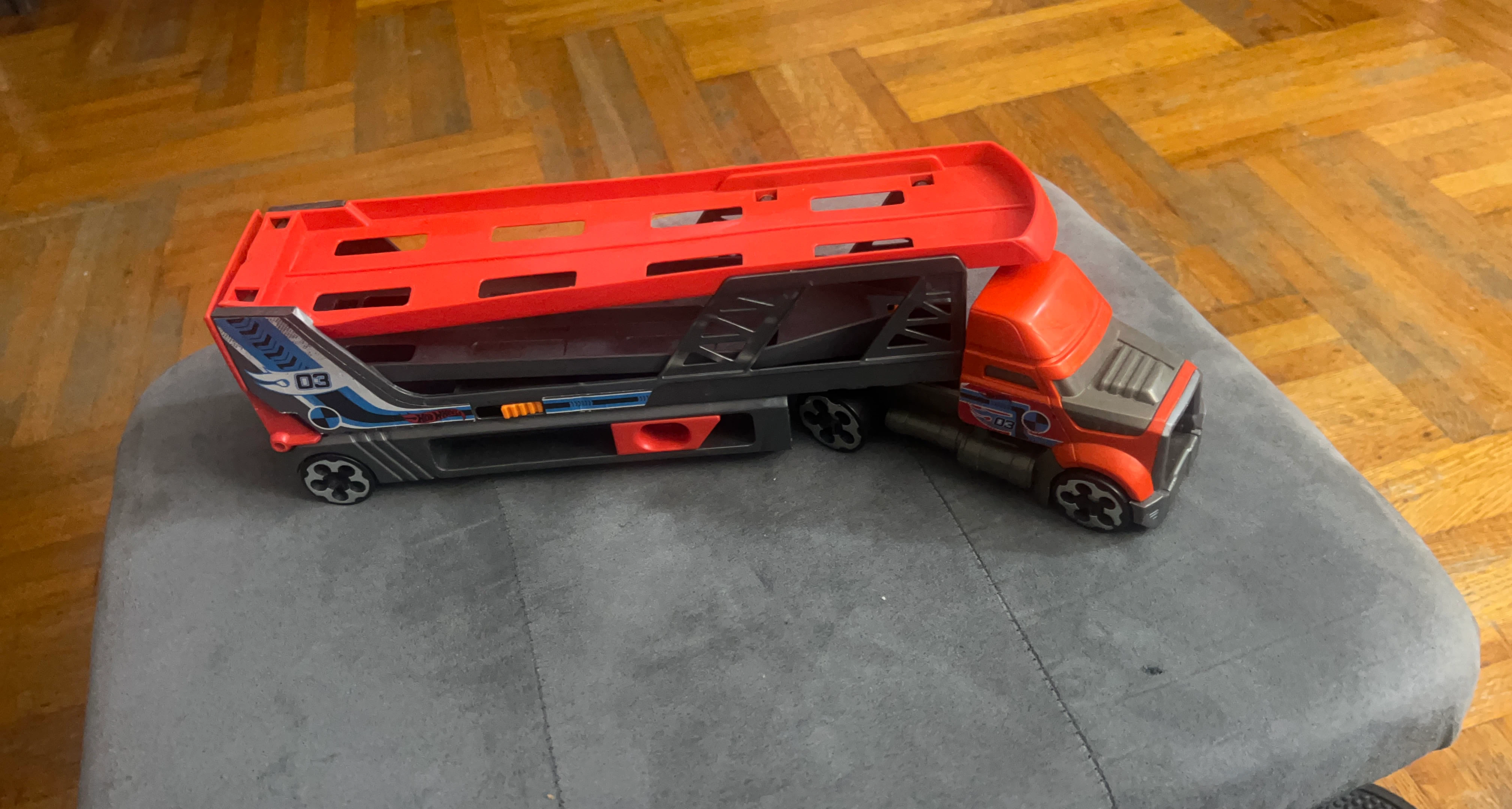 Hot Wheels Hauler Truck