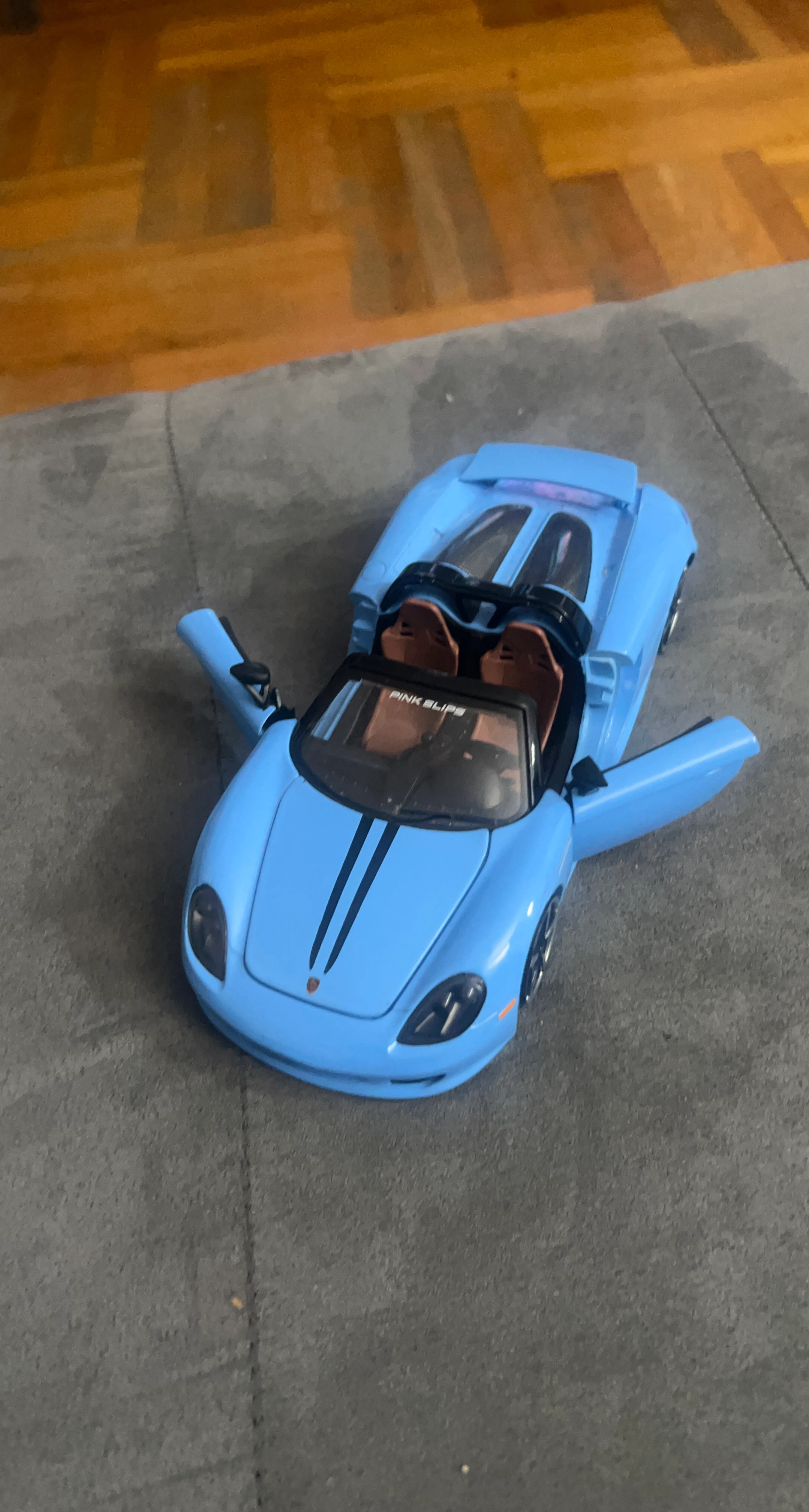Pink Slips Diecast Porsche Carrera GT