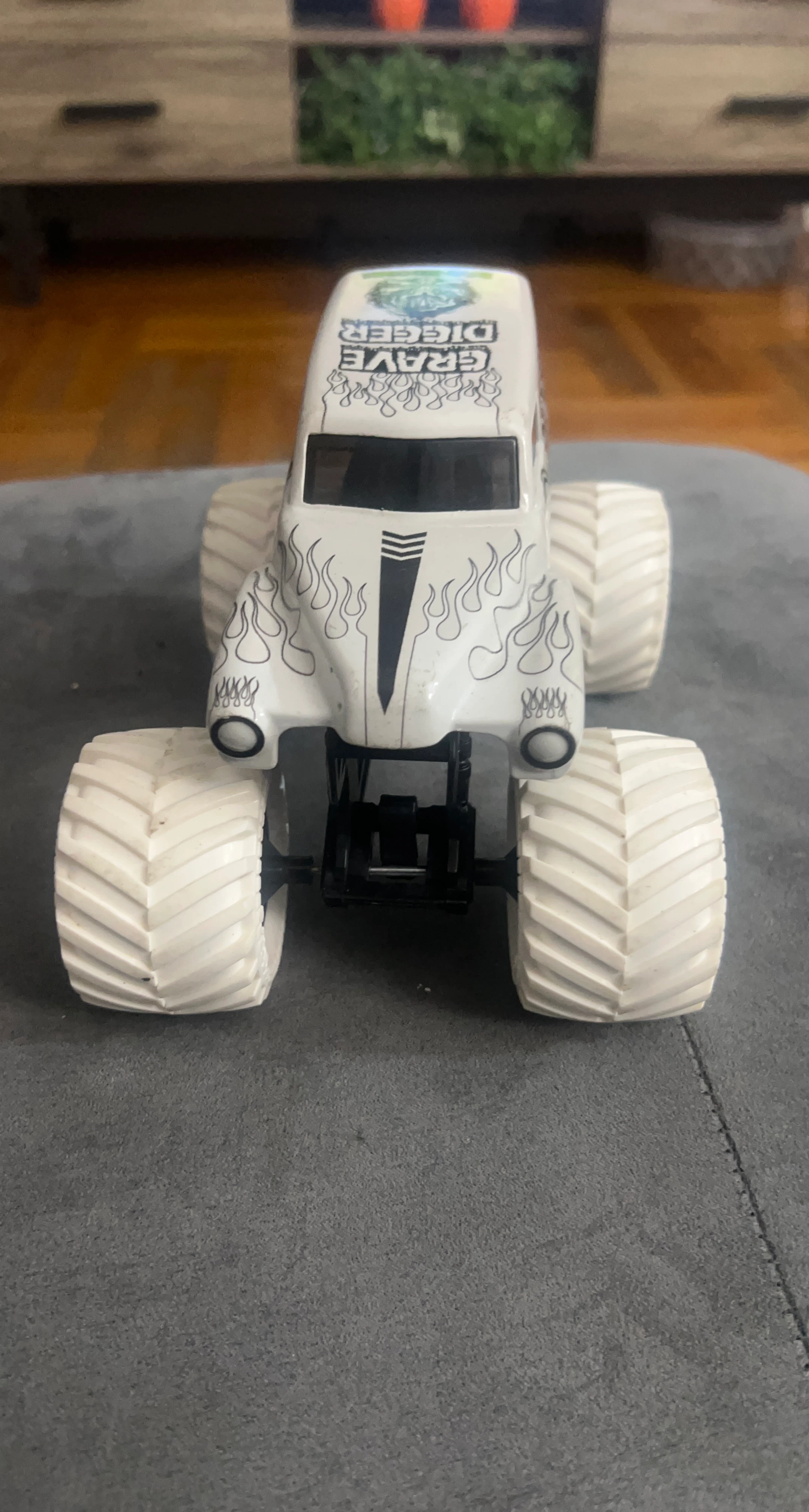Monster Jam Grave Digger White Edition Toy Truck