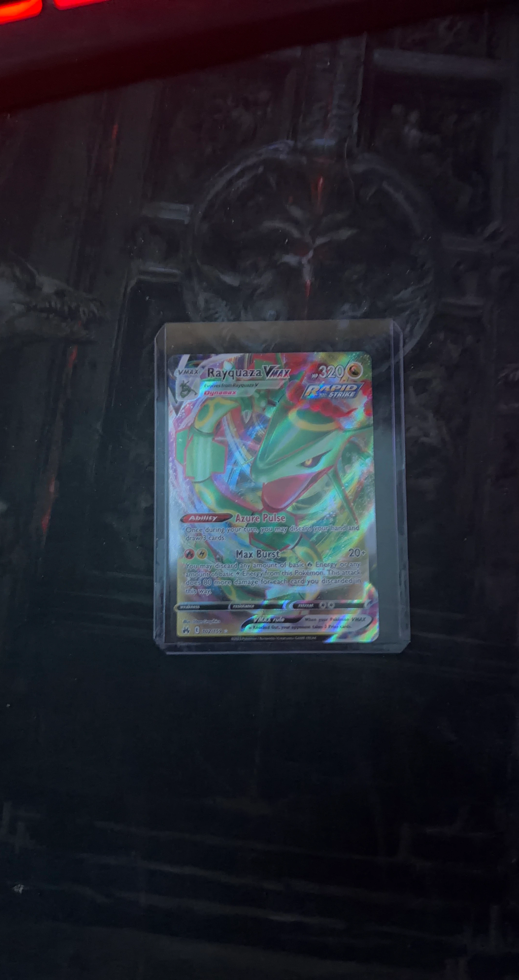 Pokemon Rayquaza VMAX 102/159 Rapid Strike Card