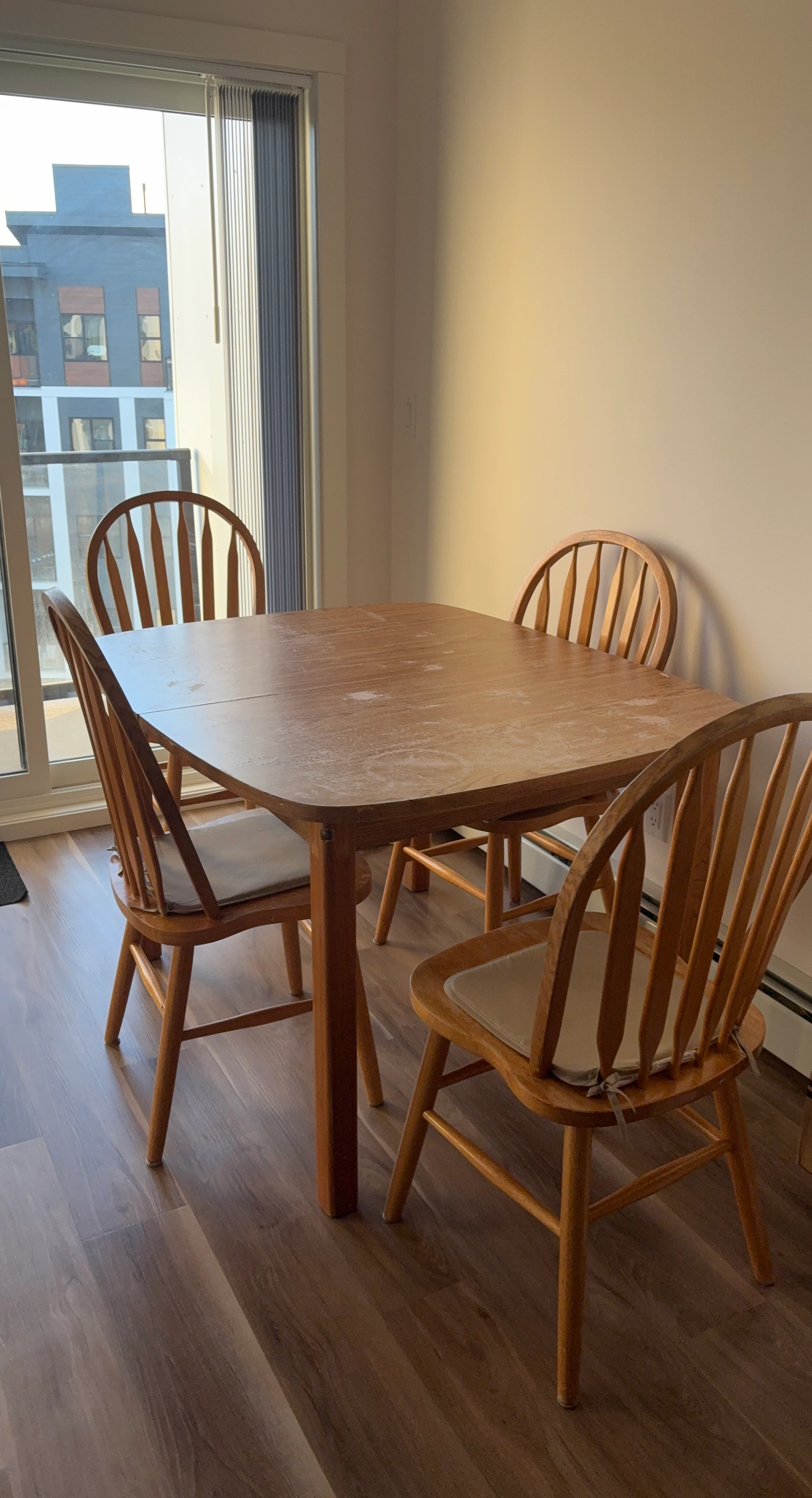 Oak Dining Table and 4 Chairs