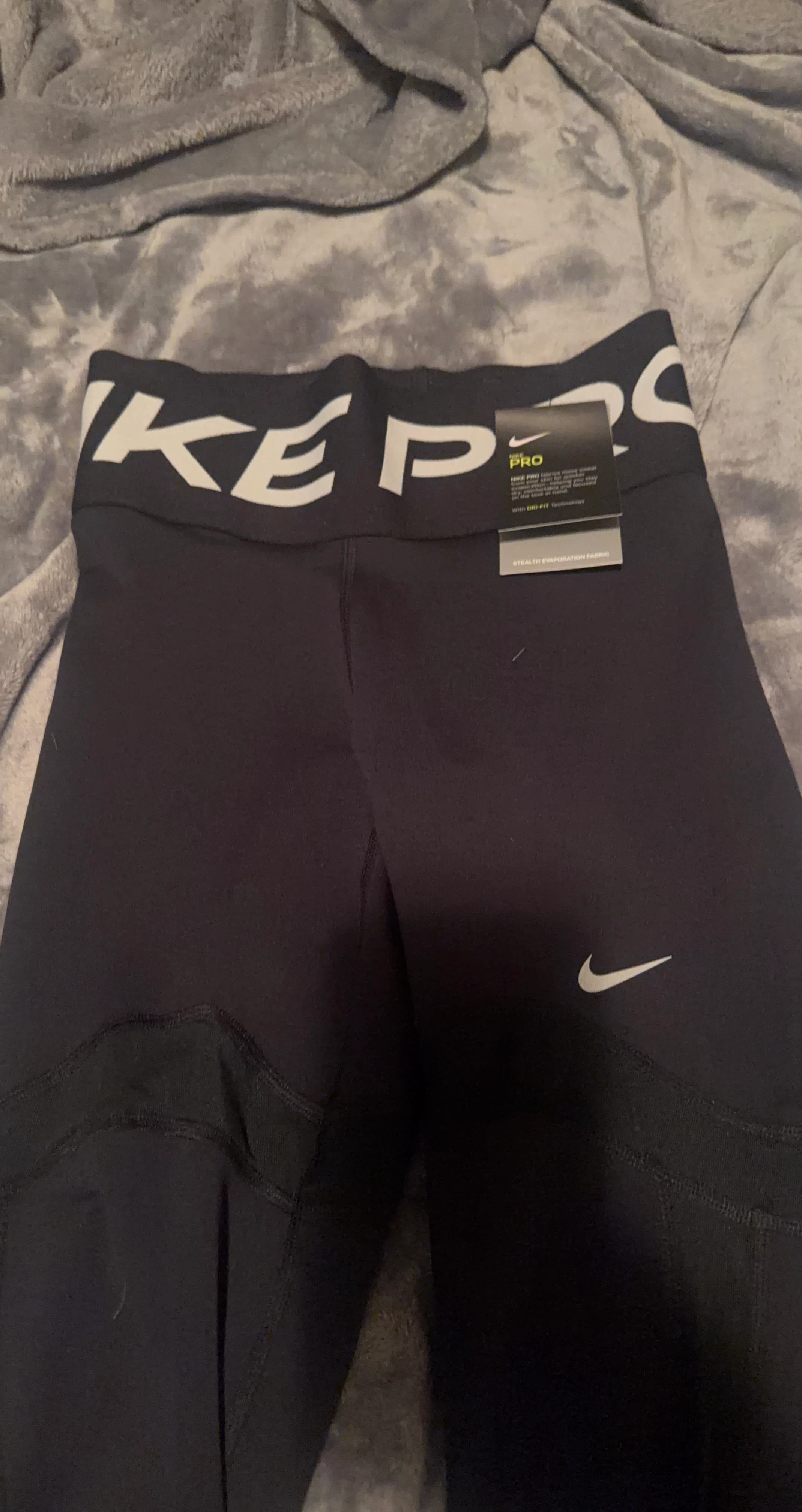 Nike Pro Women's Black Leggings
