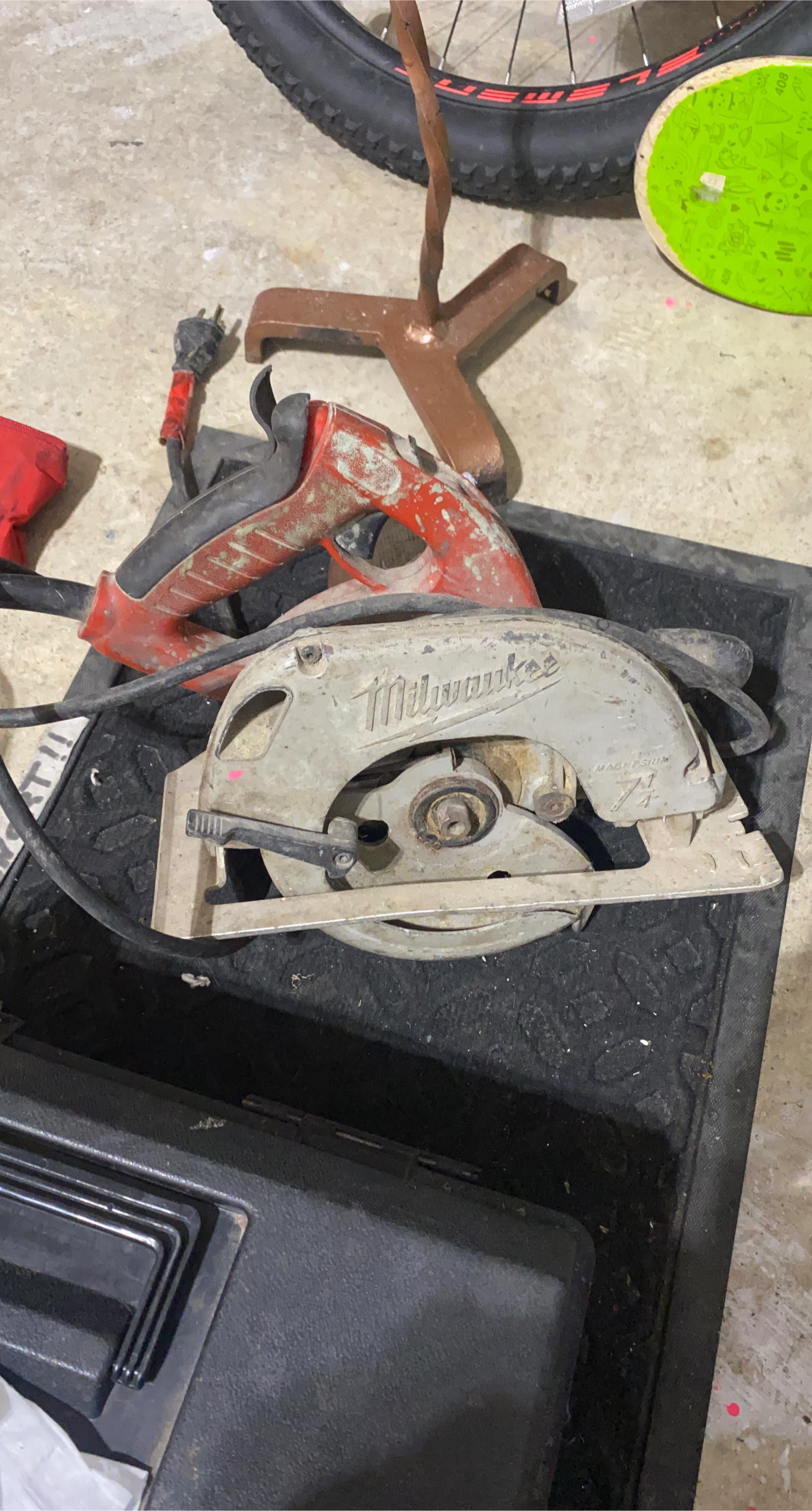 Milwaukee 7-1/4 inch Magnesium Circular Saw