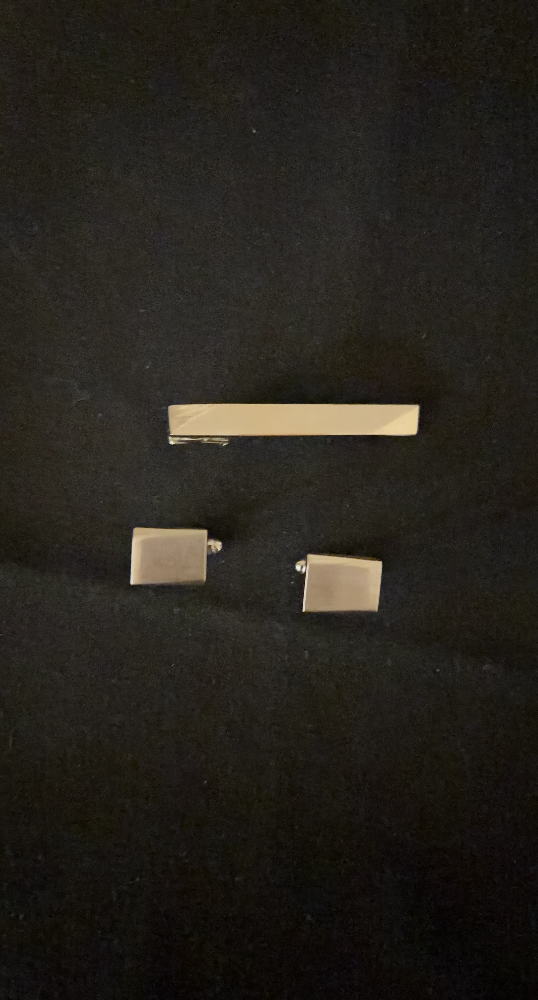 Silver-Tone Tie Bar and Cufflink Set