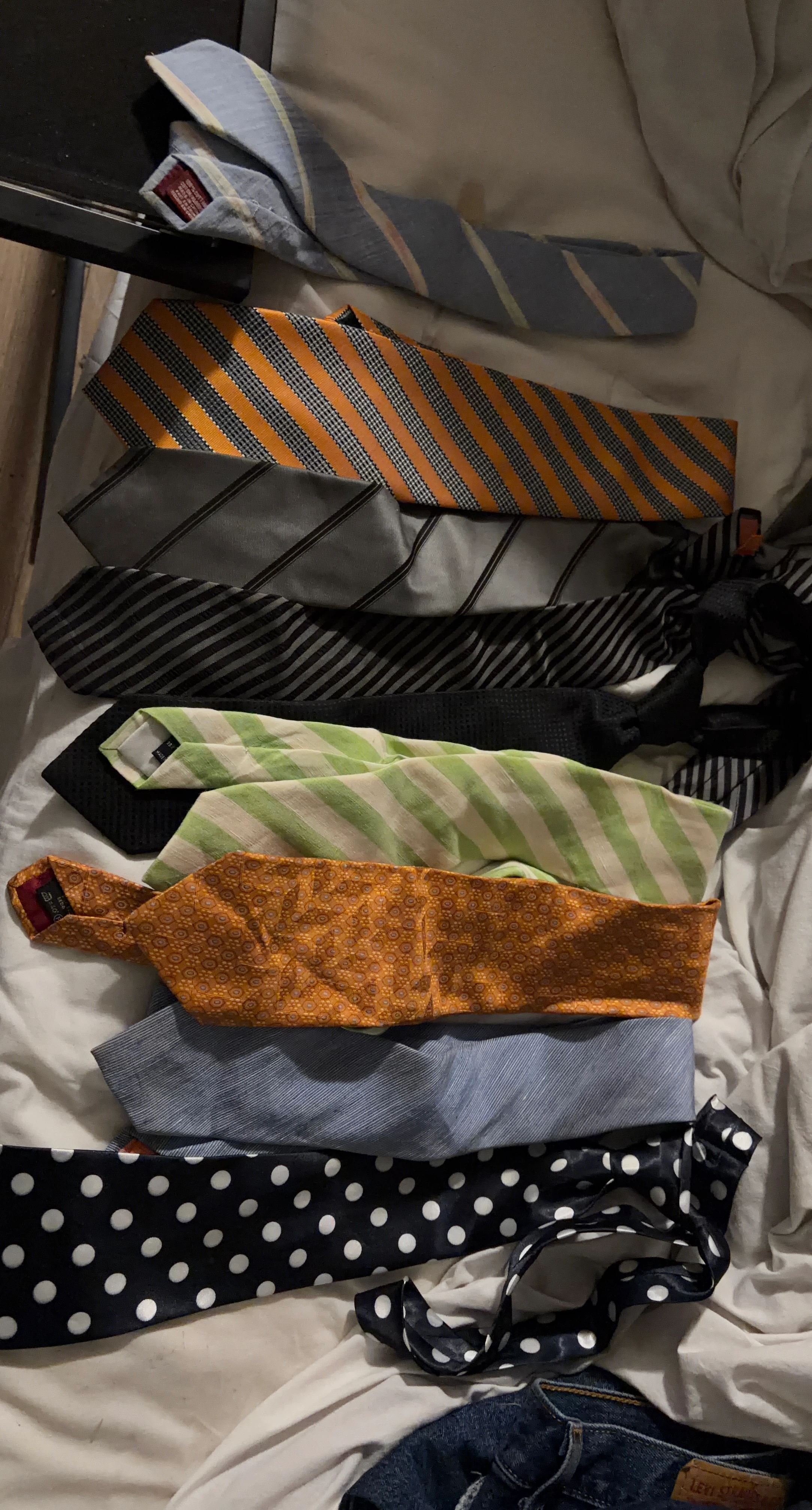 Lot of 9 Mens Neckties