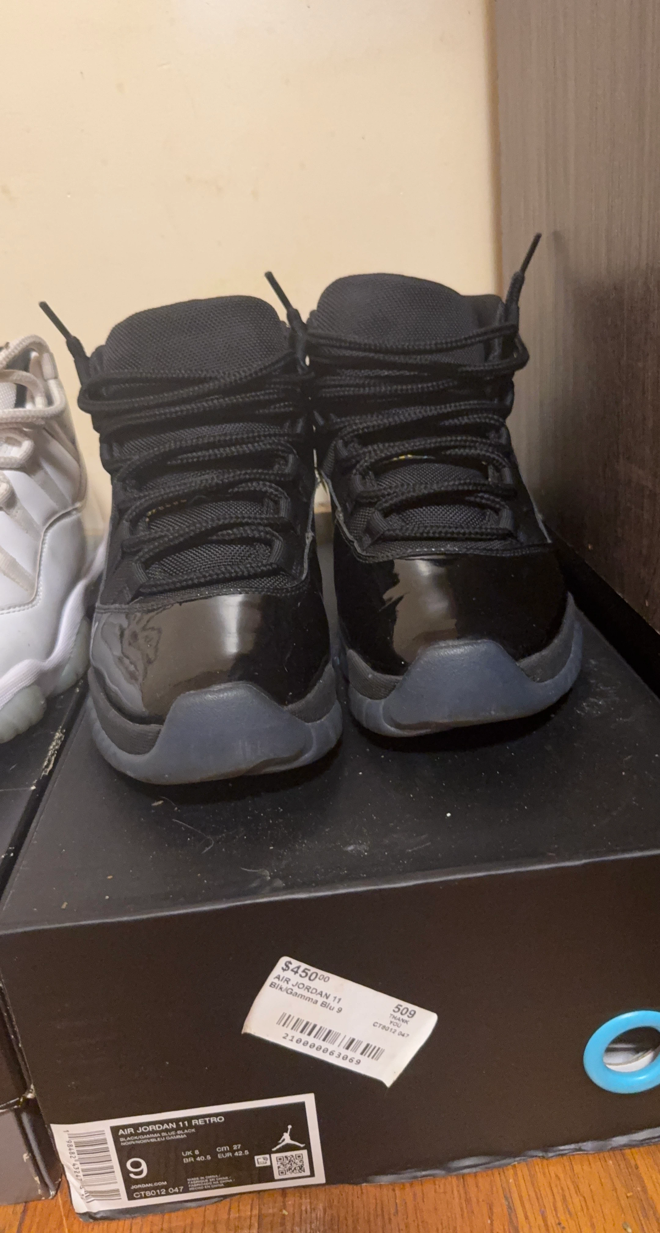 Air Jordan 11 Retro Black Gamma Blue
