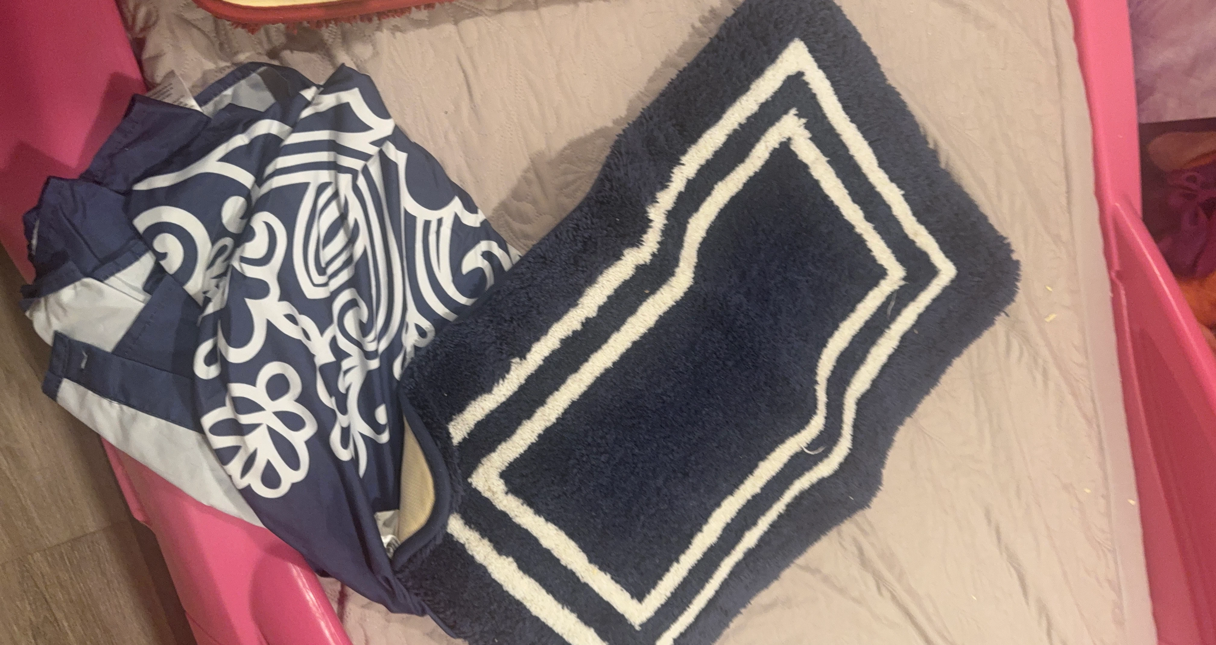 Navy and White Bathroom Rug Set