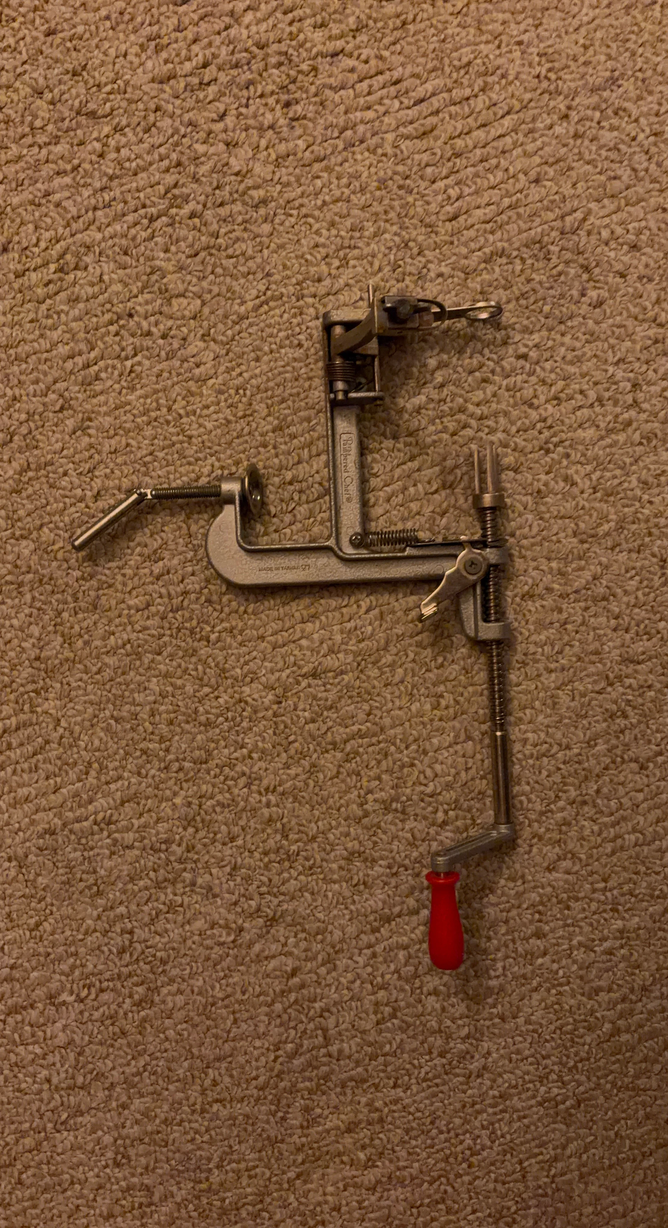 Pampered Chef Apple Peeler, Corer, and Slicer