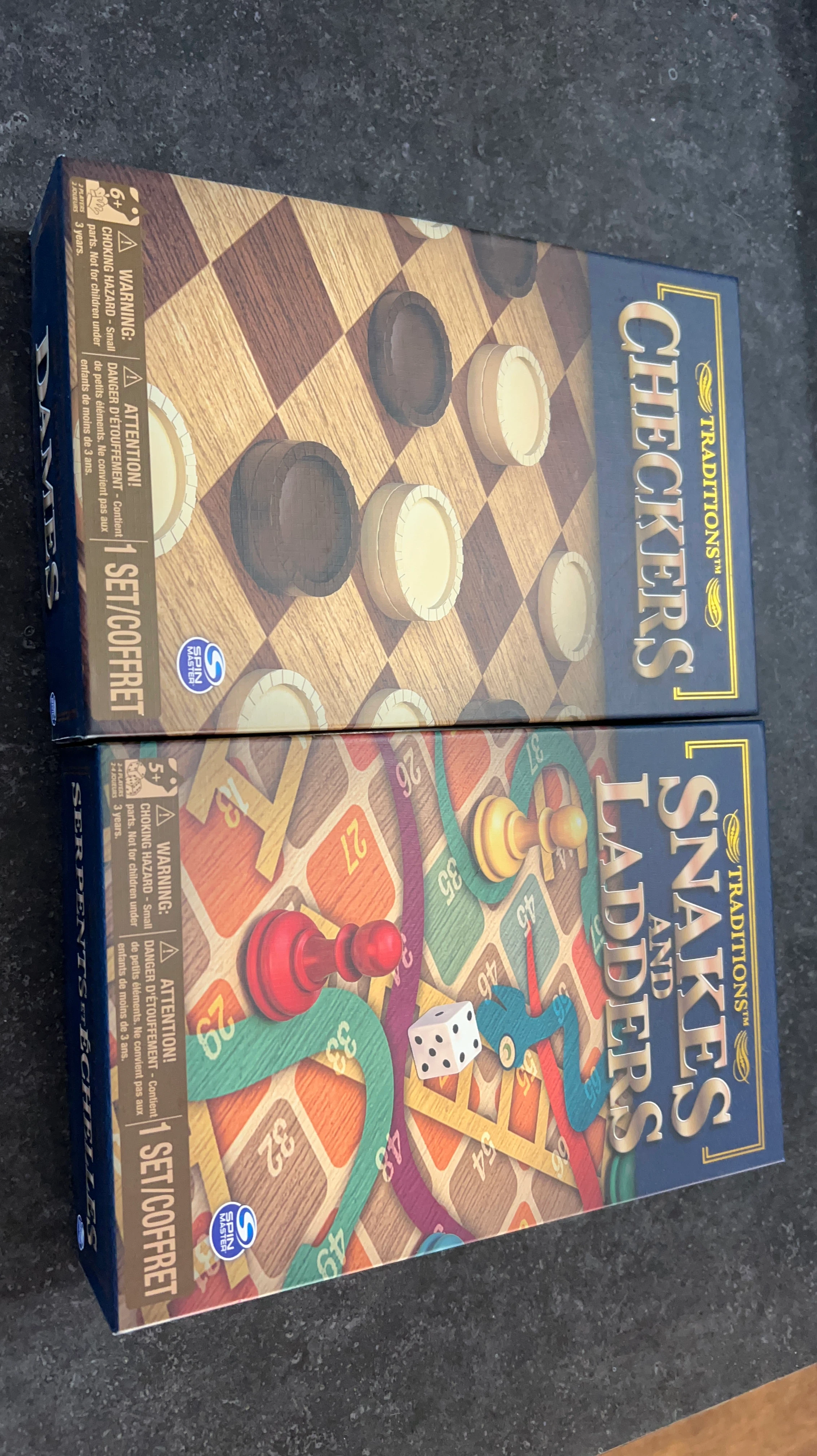Spin Master Traditions Checkers and Snakes and Ladders