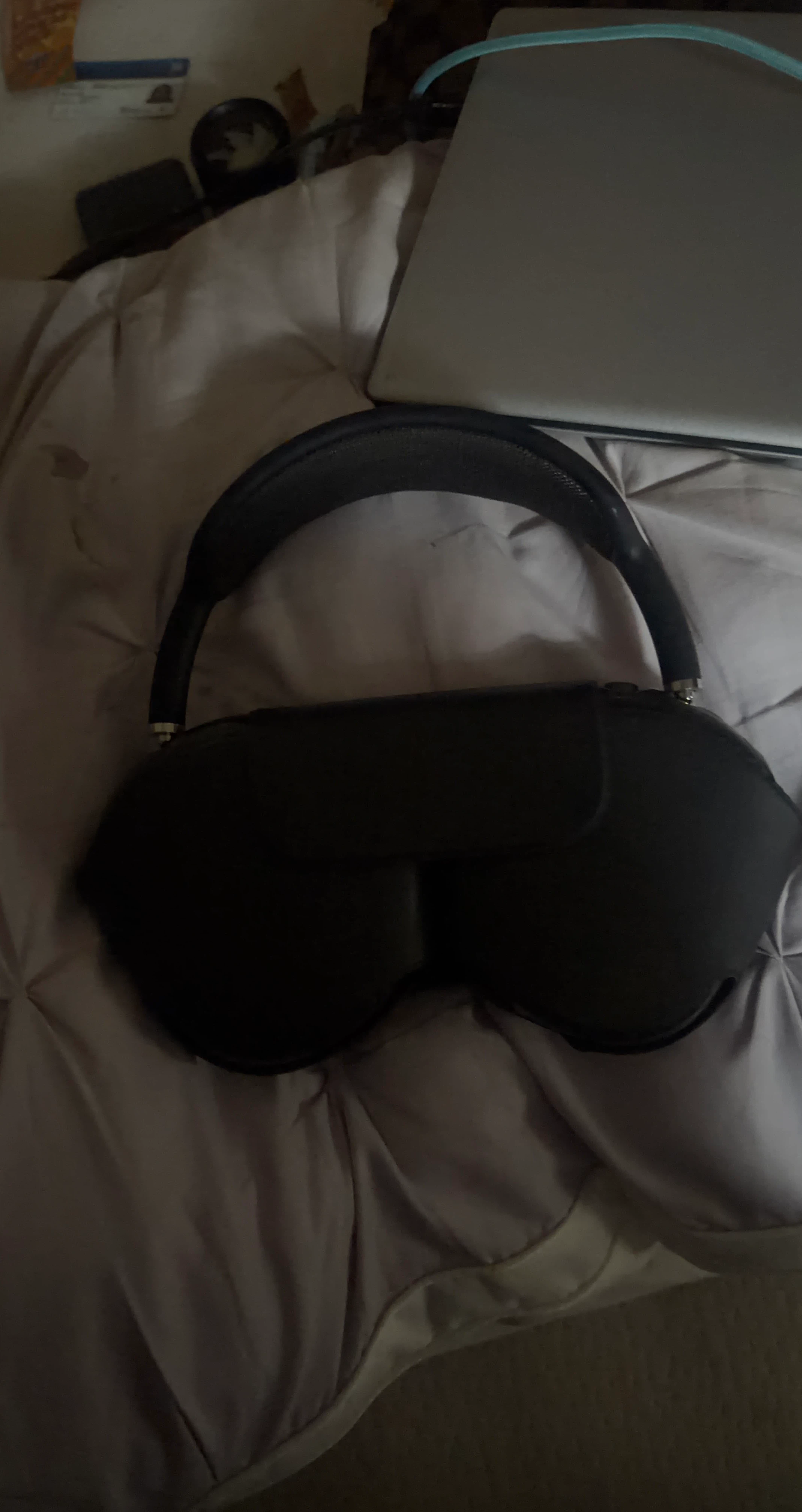 Apple AirPods Max Space Gray