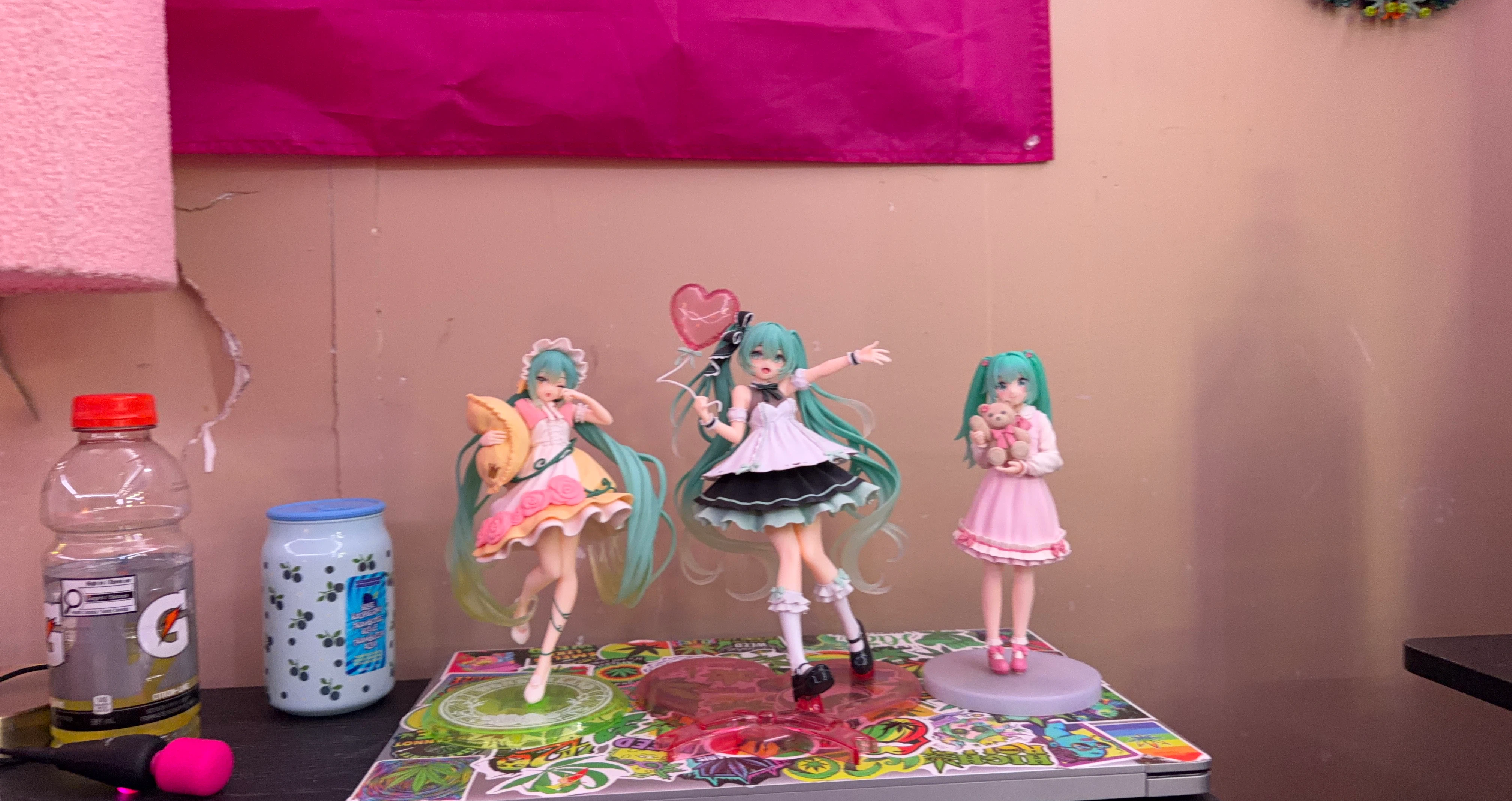 Hatsune Miku Figure Set (3 Pieces)