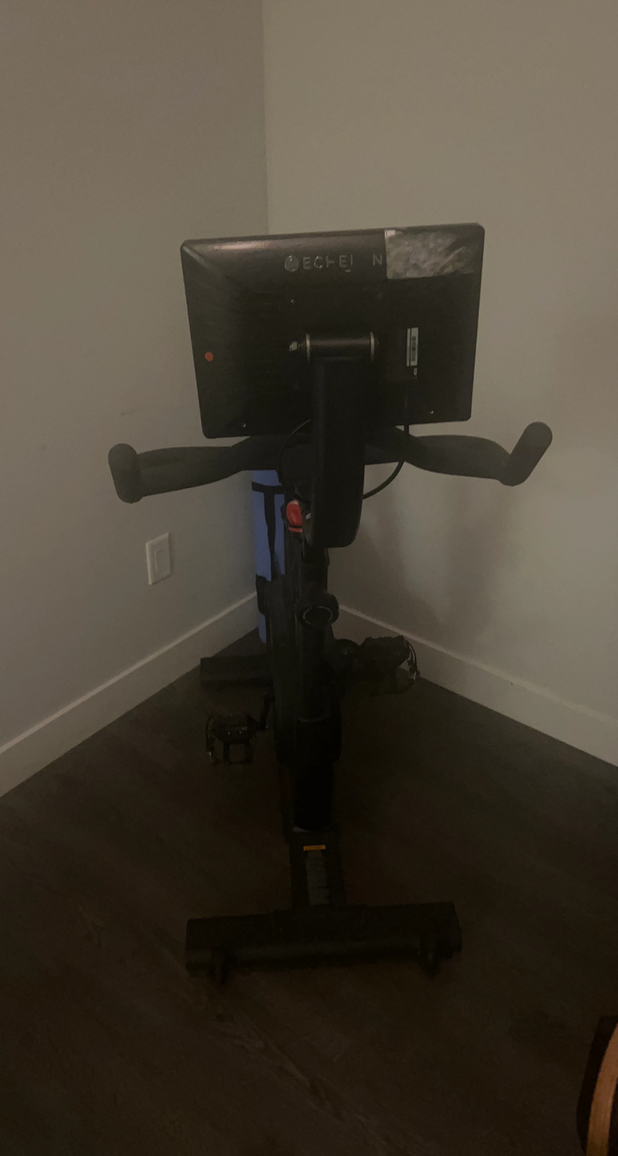 Echelon Smart Connect Exercise Bike
