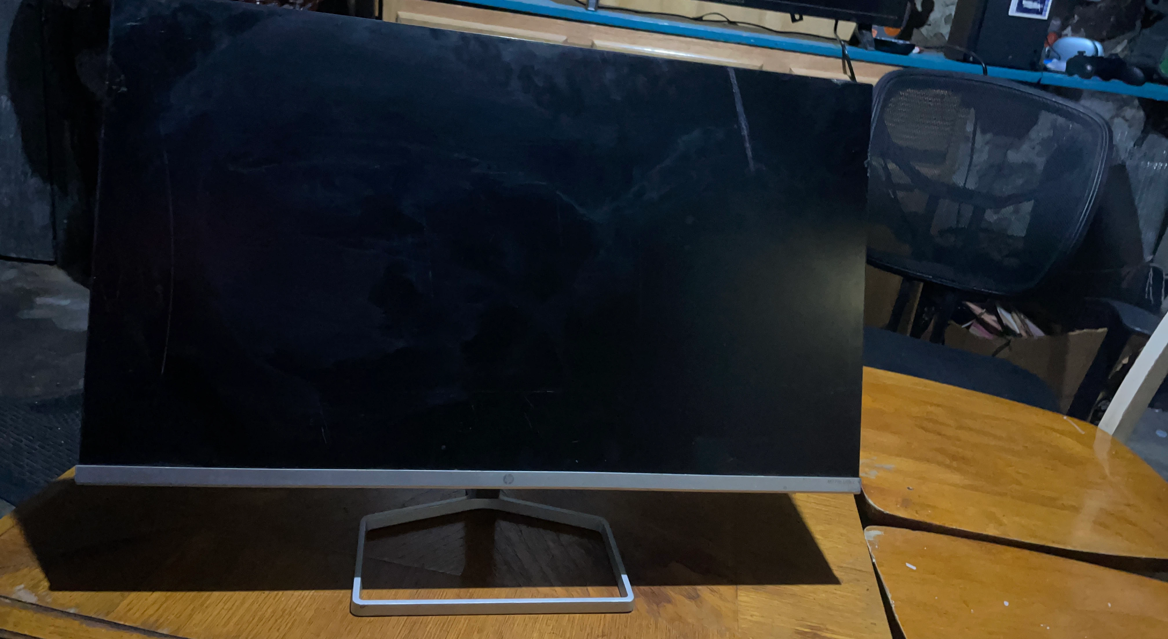 HP 27er 27-inch IPS LED Backlit Monitor