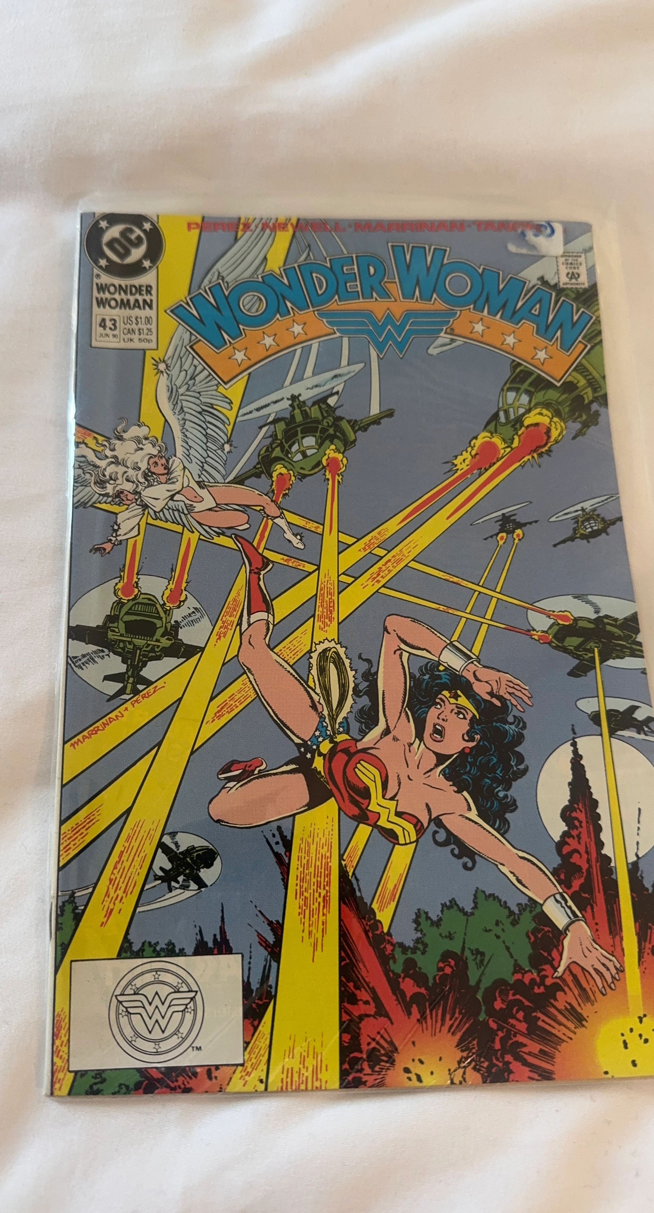 Wonder Woman Comic Book Issue 43