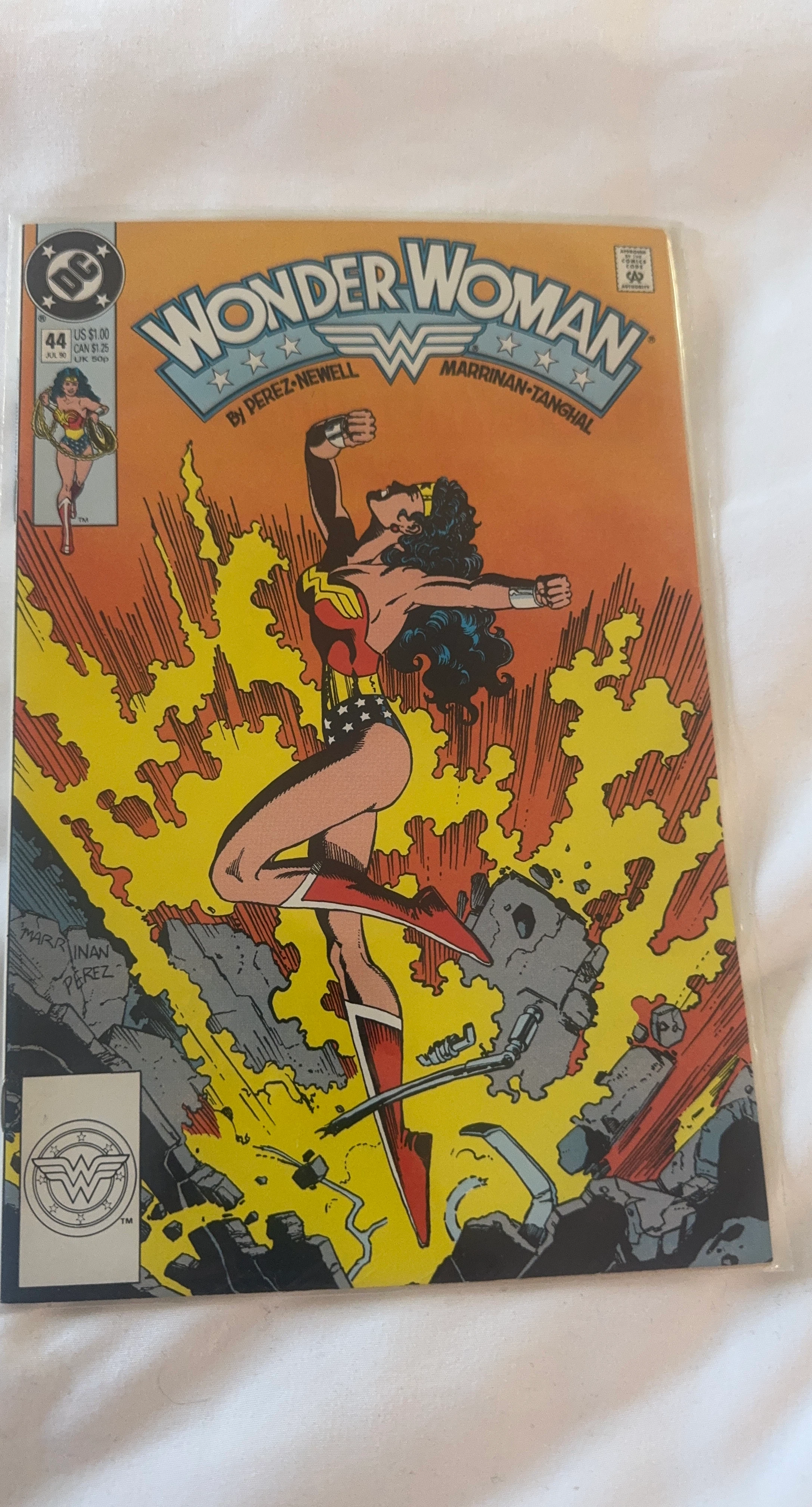 Wonder Woman Comic Book Issue 44
