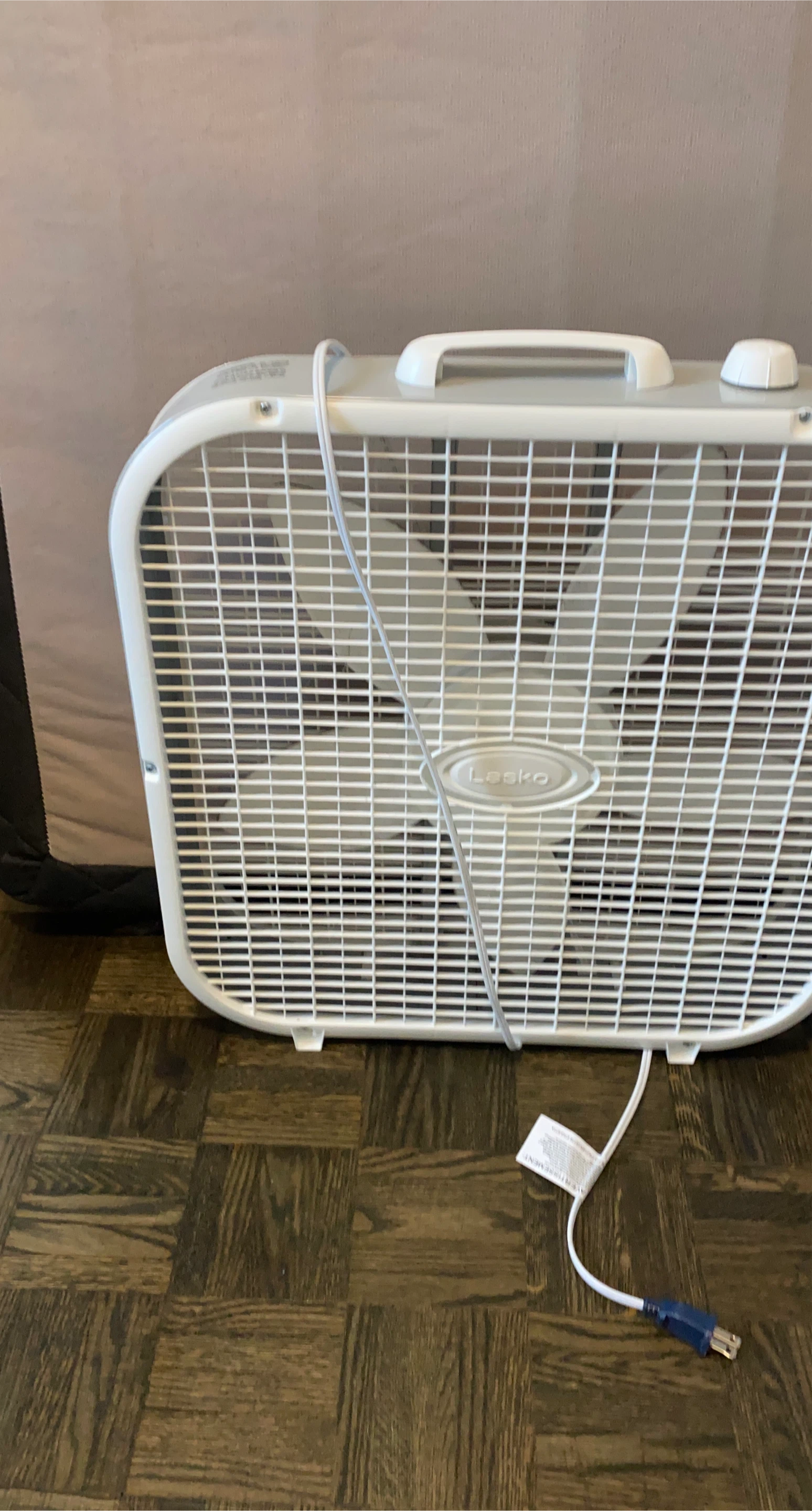 Lasko Box Fan White