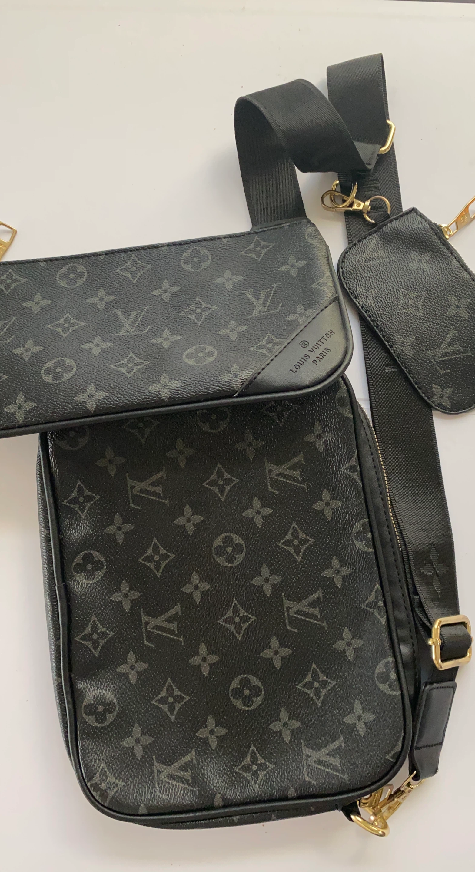 Louis Vuitton Trio Messenger Bag