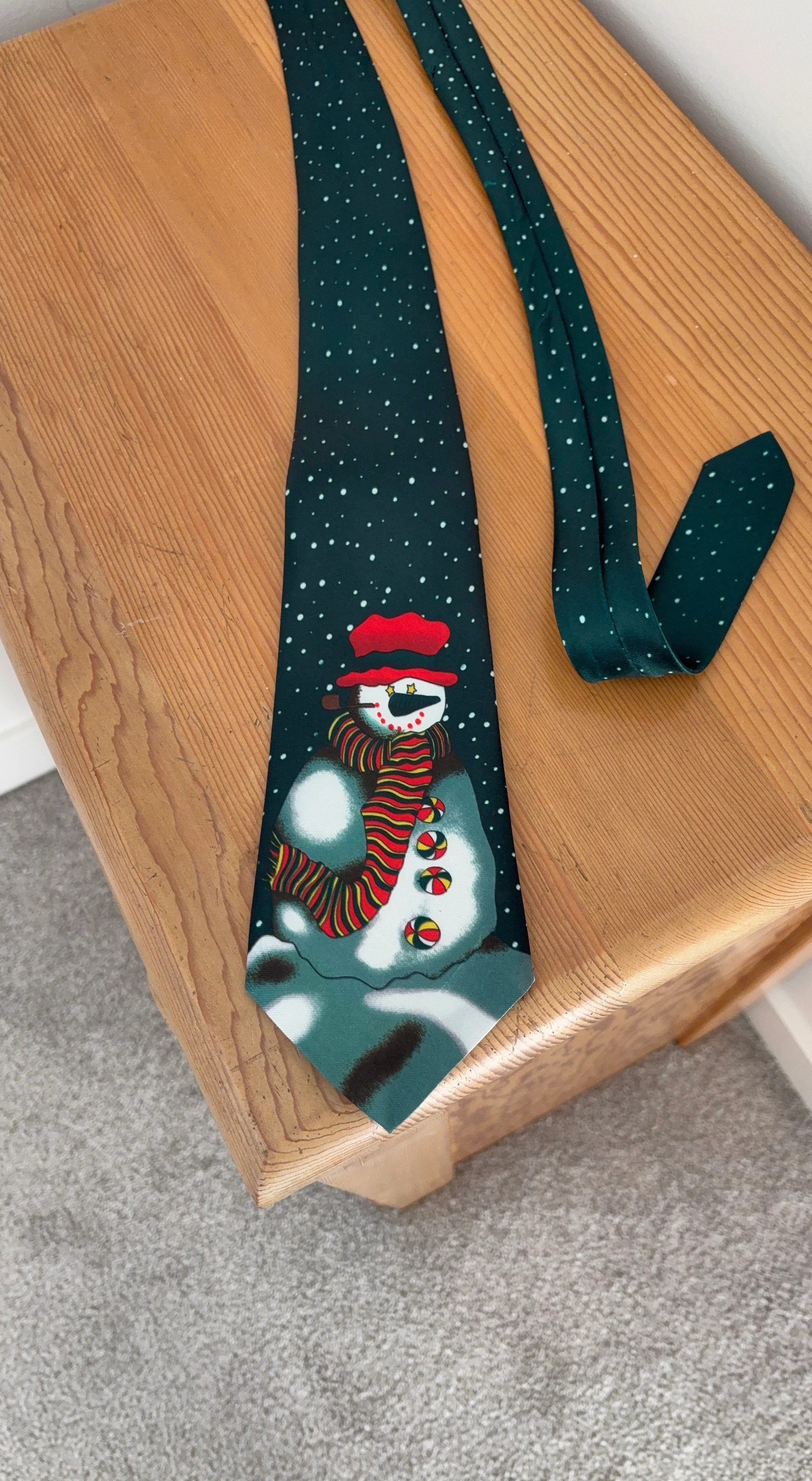 Vintage Christmas Snowman Necktie